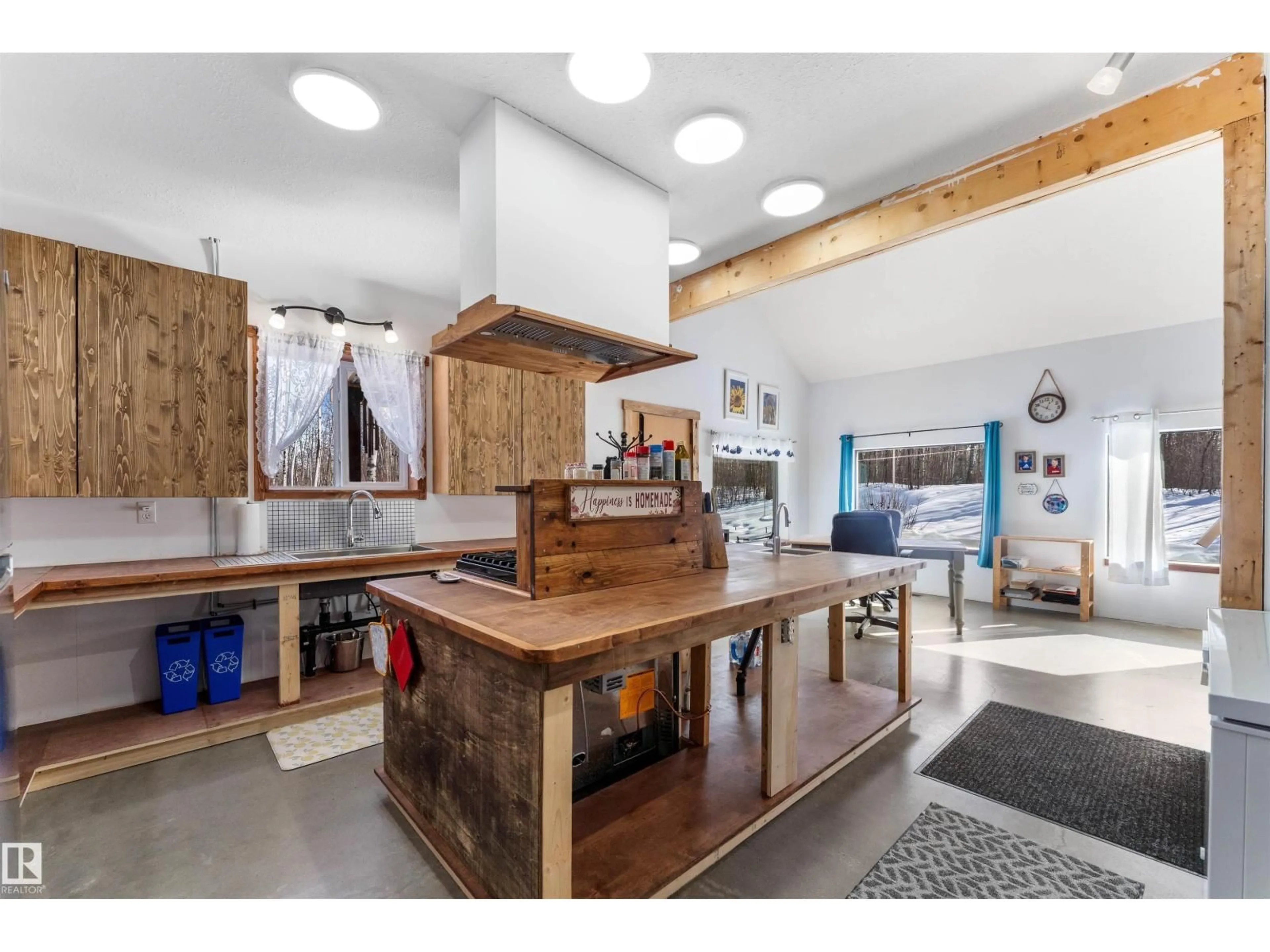 Open concept kitchen, unknown for 53301 - 14 RGE ROAD 32, Rural Parkland County Alberta T0E0N0