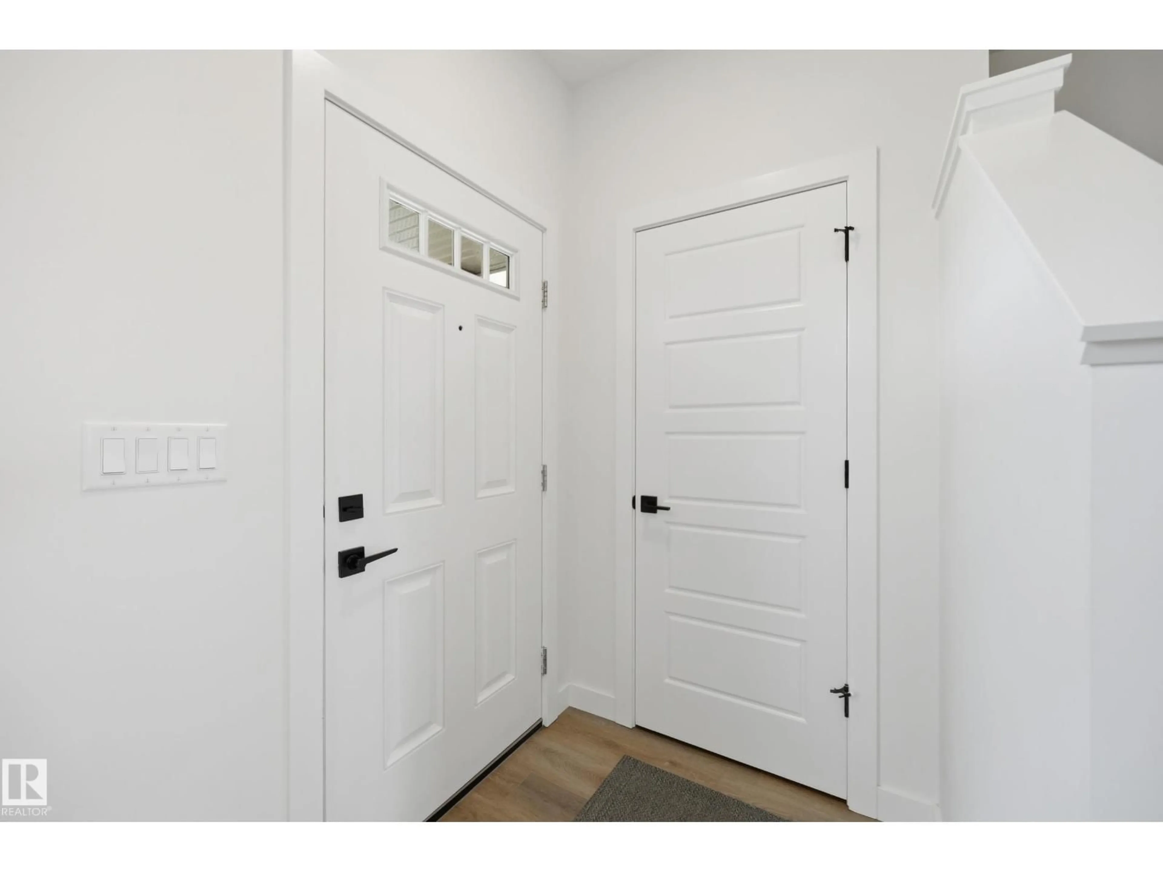 Indoor entryway for 54 SIENNA BV, Fort Saskatchewan Alberta T8L0W3