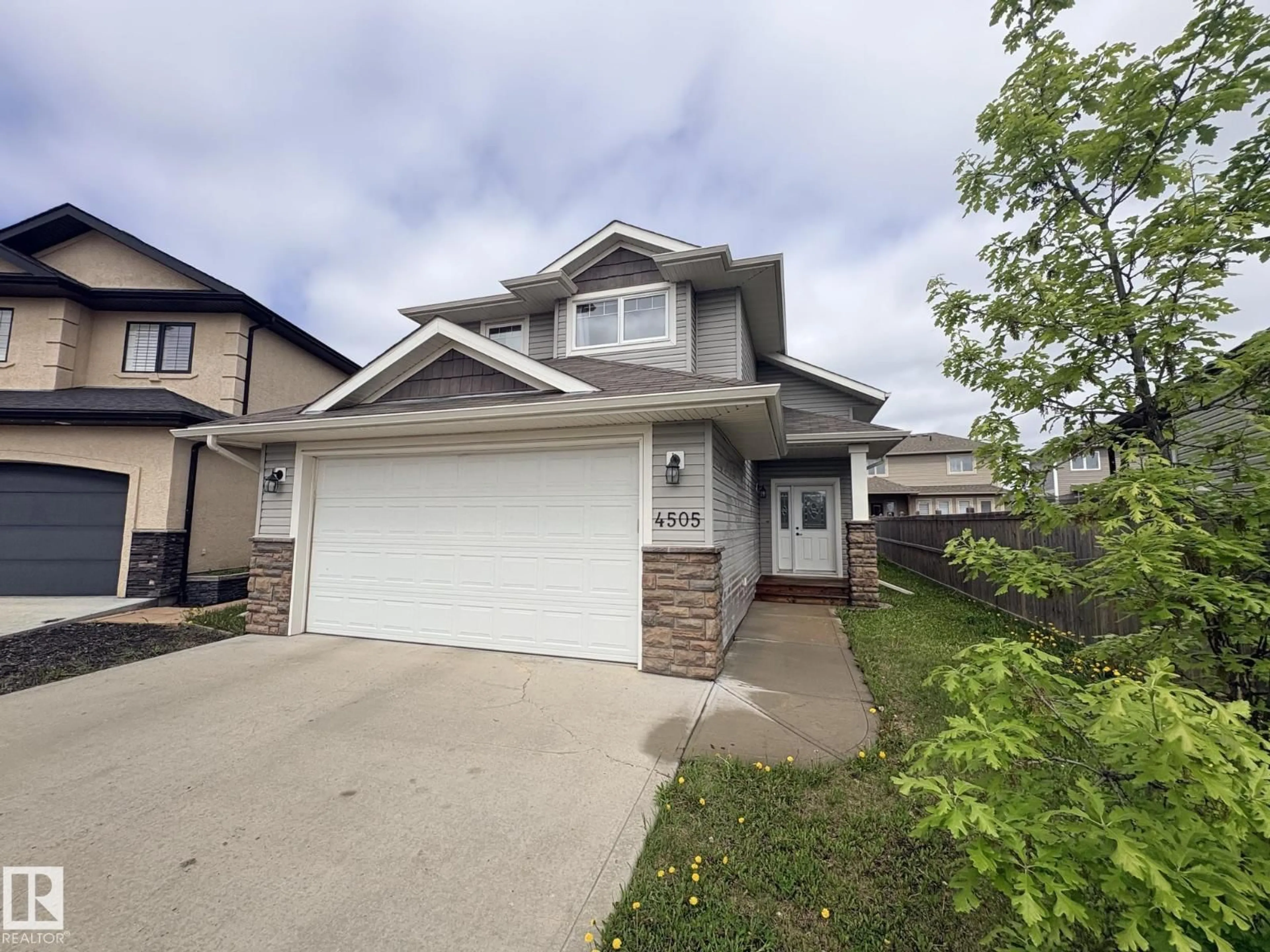 Home with vinyl exterior material, street for 4505 38 STREET, Bonnyville Town Alberta T9N0A8