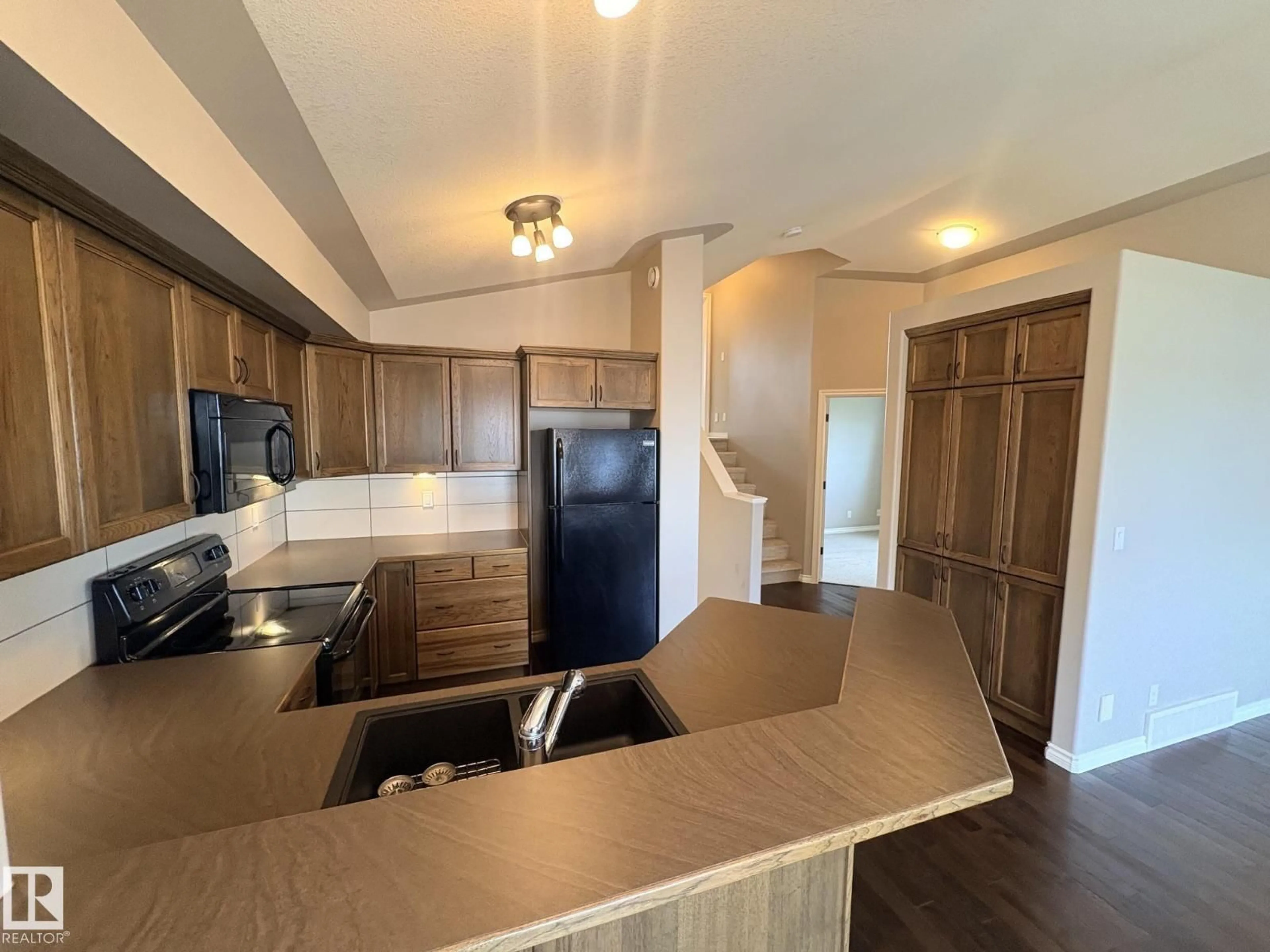 Open concept kitchen, unknown for 4505 38 STREET, Bonnyville Town Alberta T9N0A8