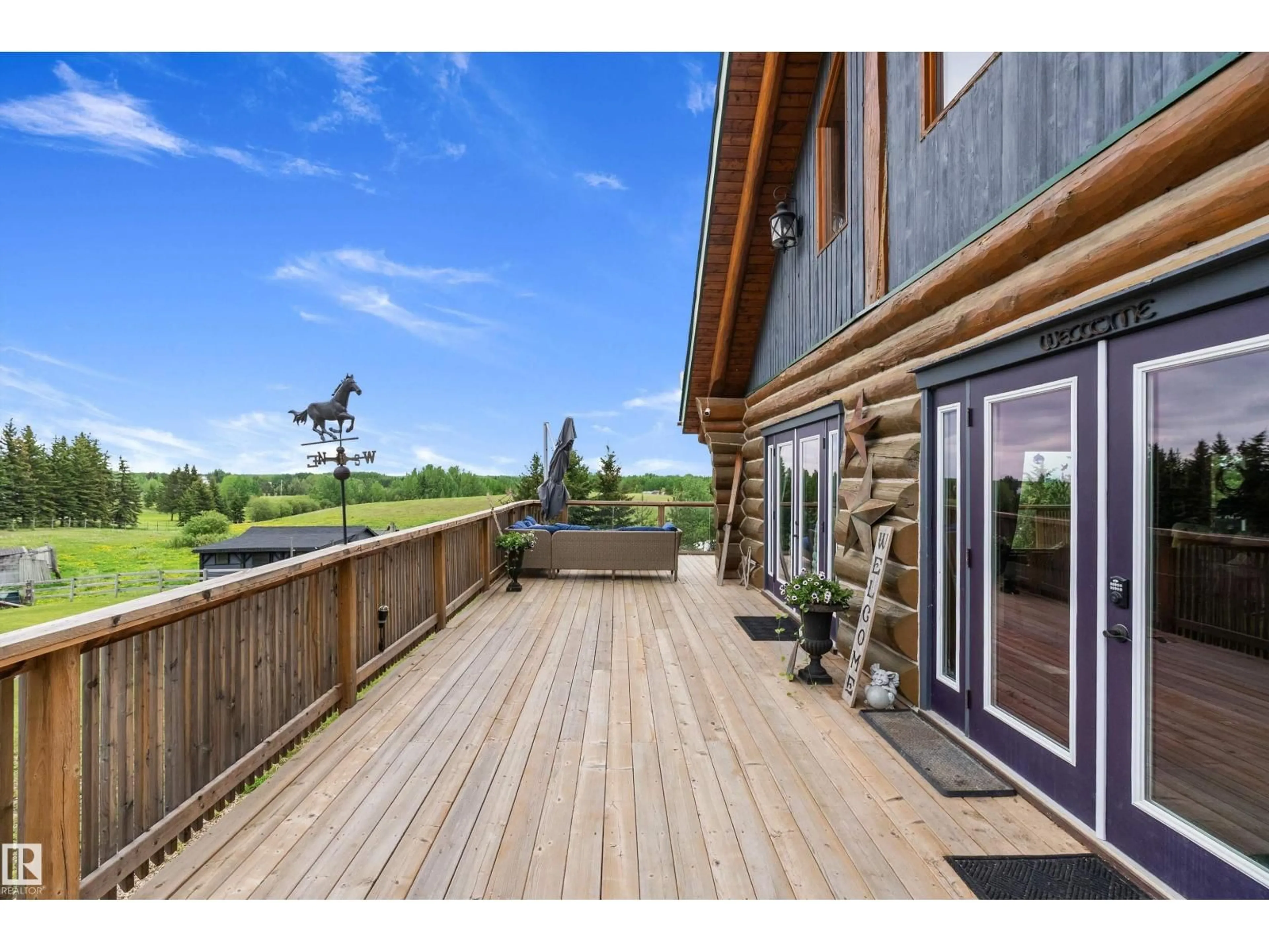 Patio, water/lake/river/ocean view for 50251 - 280 RANGE ROAD 234, Rural Leduc County Alberta T4X0L6