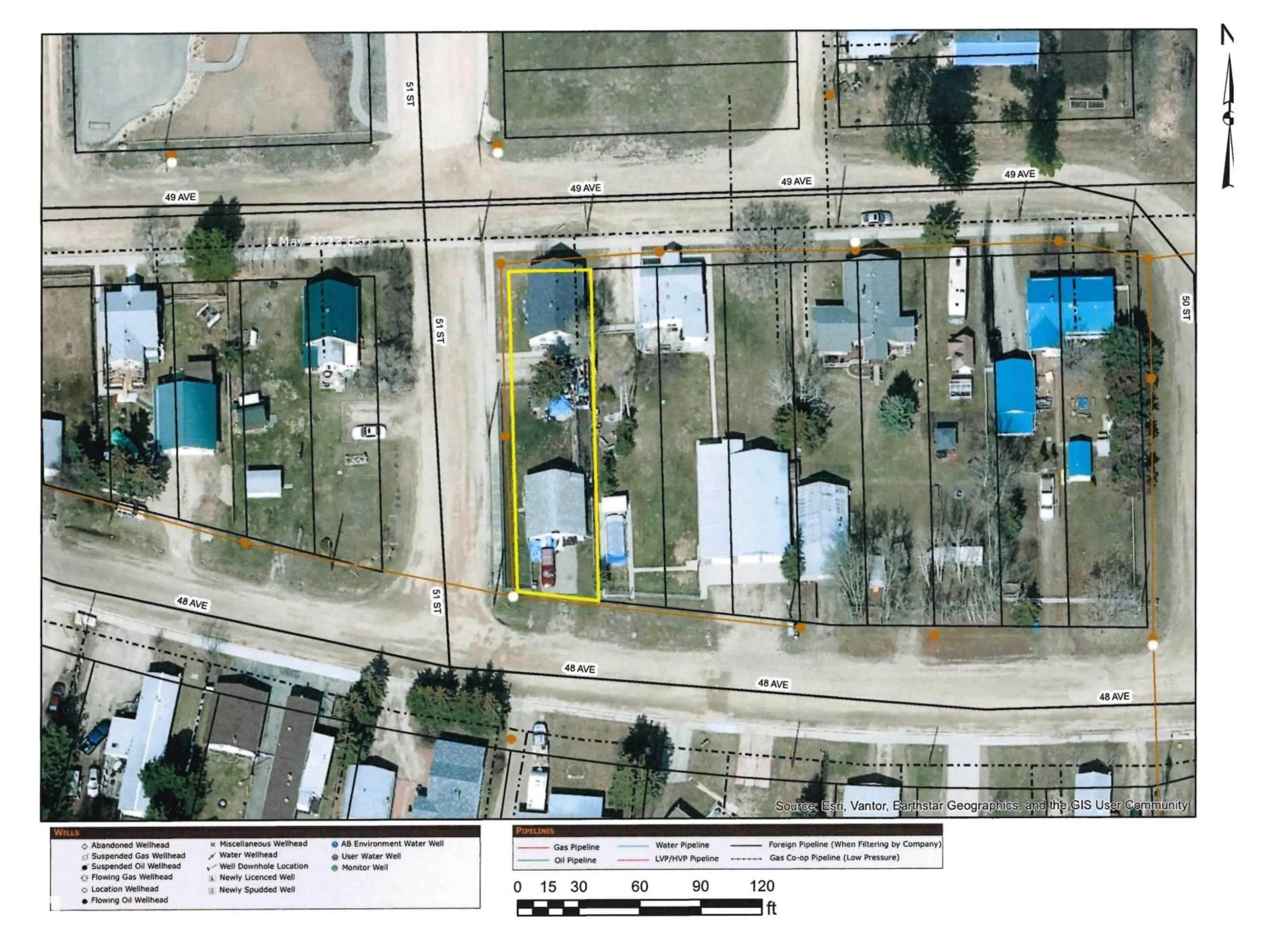 A pic from outside/outdoor area/front of a property/back of a property/a pic from drone, street for 5017 49 AVE, Entwistle Alberta T0E2S0