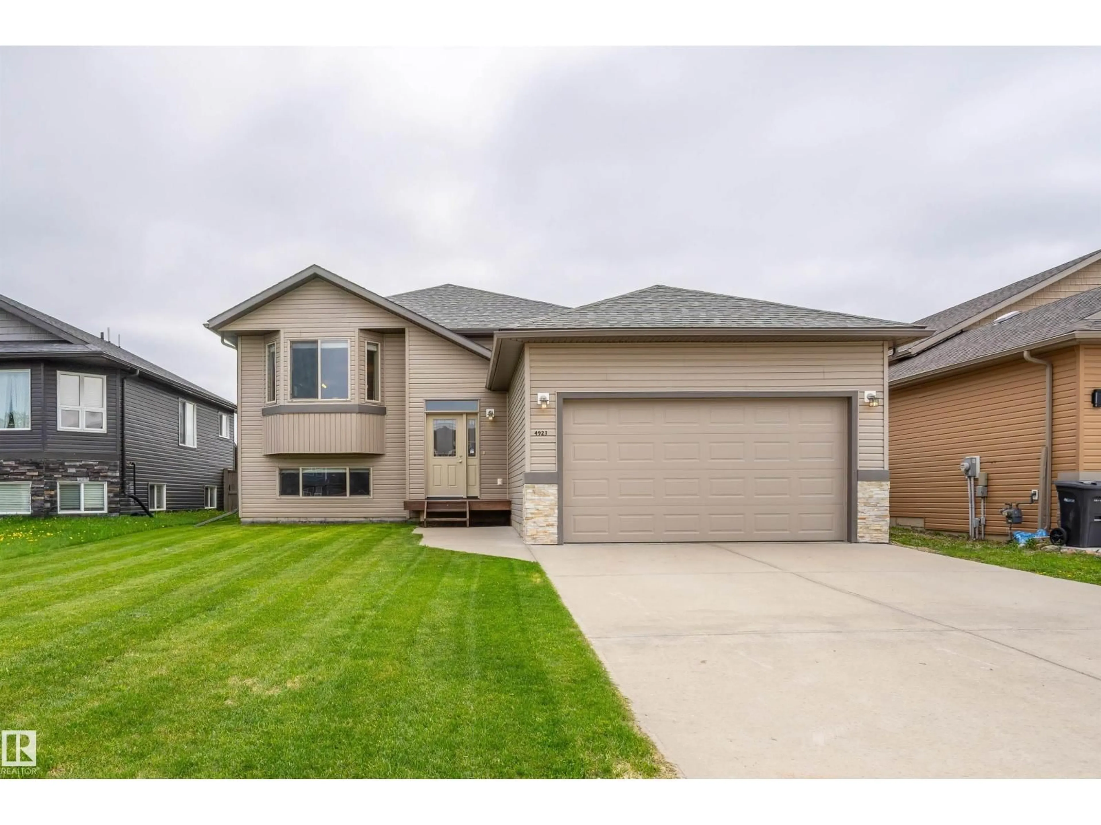 Unknown for 4923 58 AV, Cold Lake Alberta T9M0E7