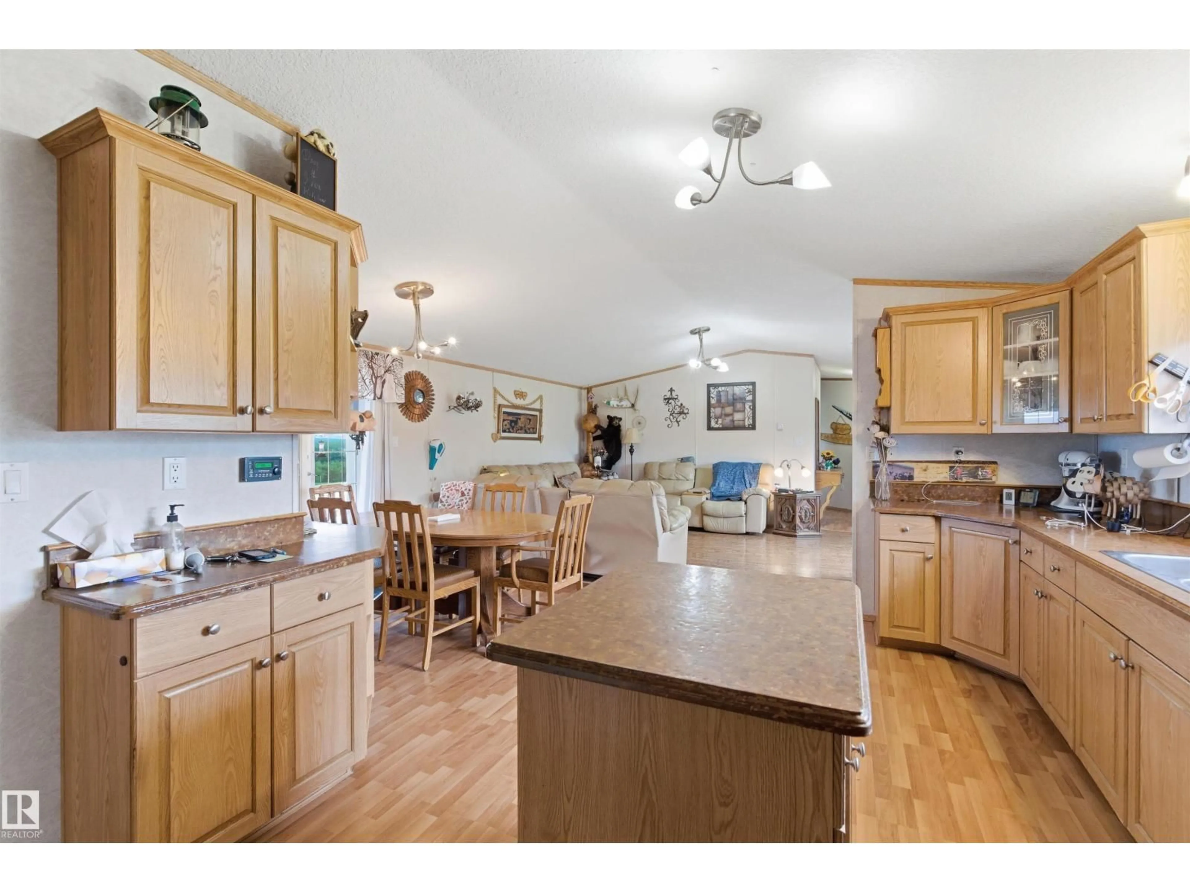 Open concept kitchen, unknown for 43313 TWP RD 615A, Rural Bonnyville M.D. Alberta T9M1P3