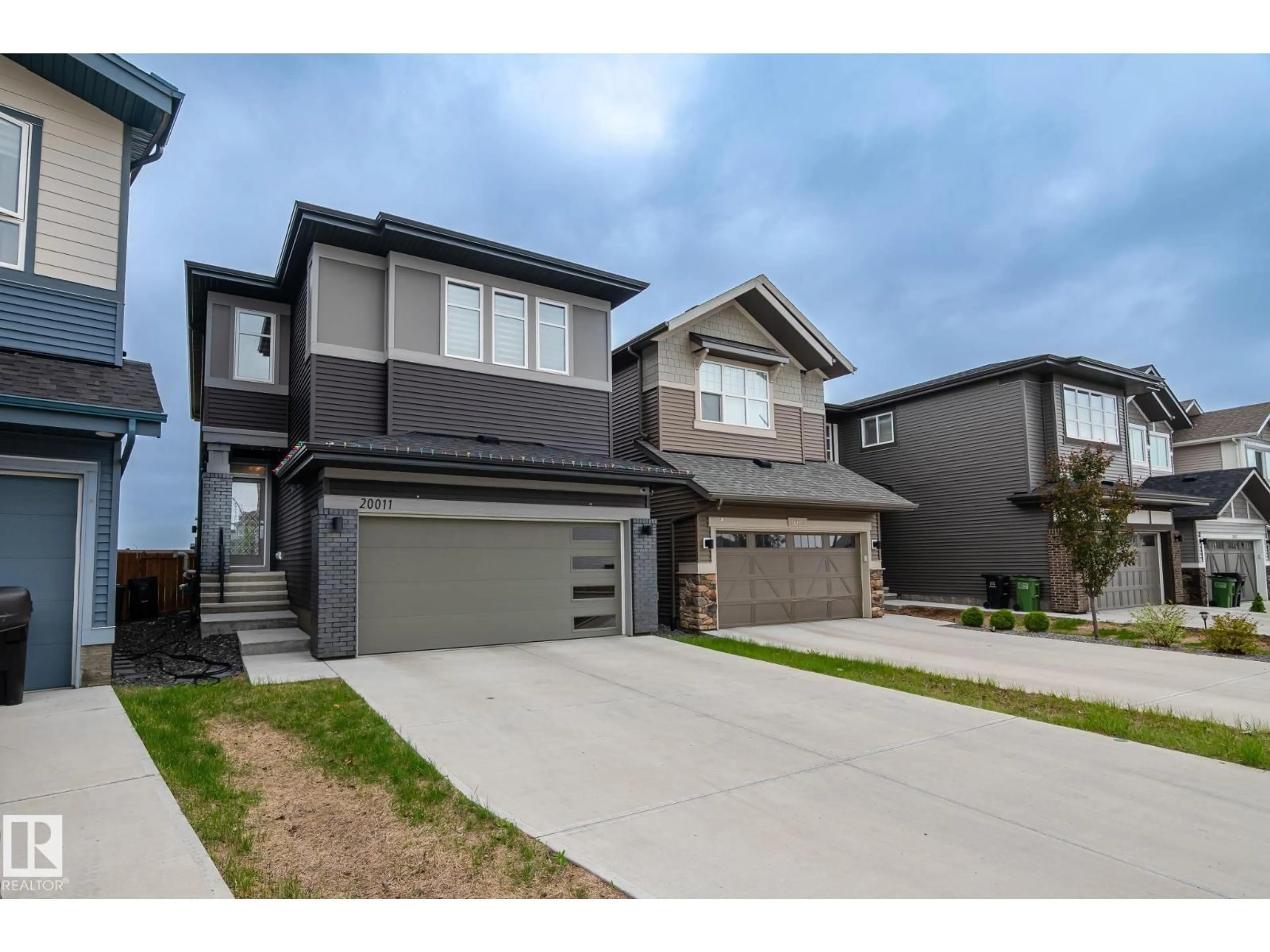 Unknown for 20011 26 NW, Edmonton Alberta T6M1K3
