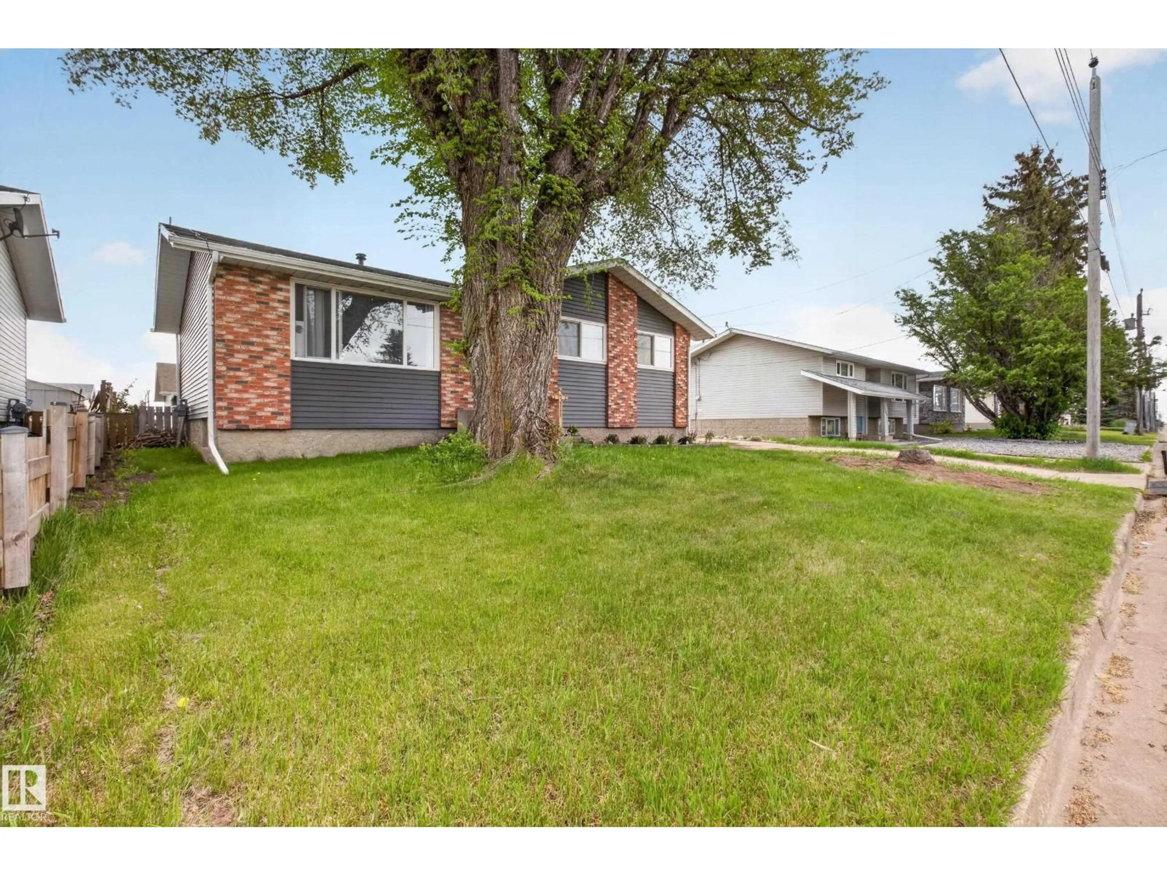 A pic from outside/outdoor area/front of a property/back of a property/a pic from drone, street for 5311 50 ST, Legal Alberta T0B1L0