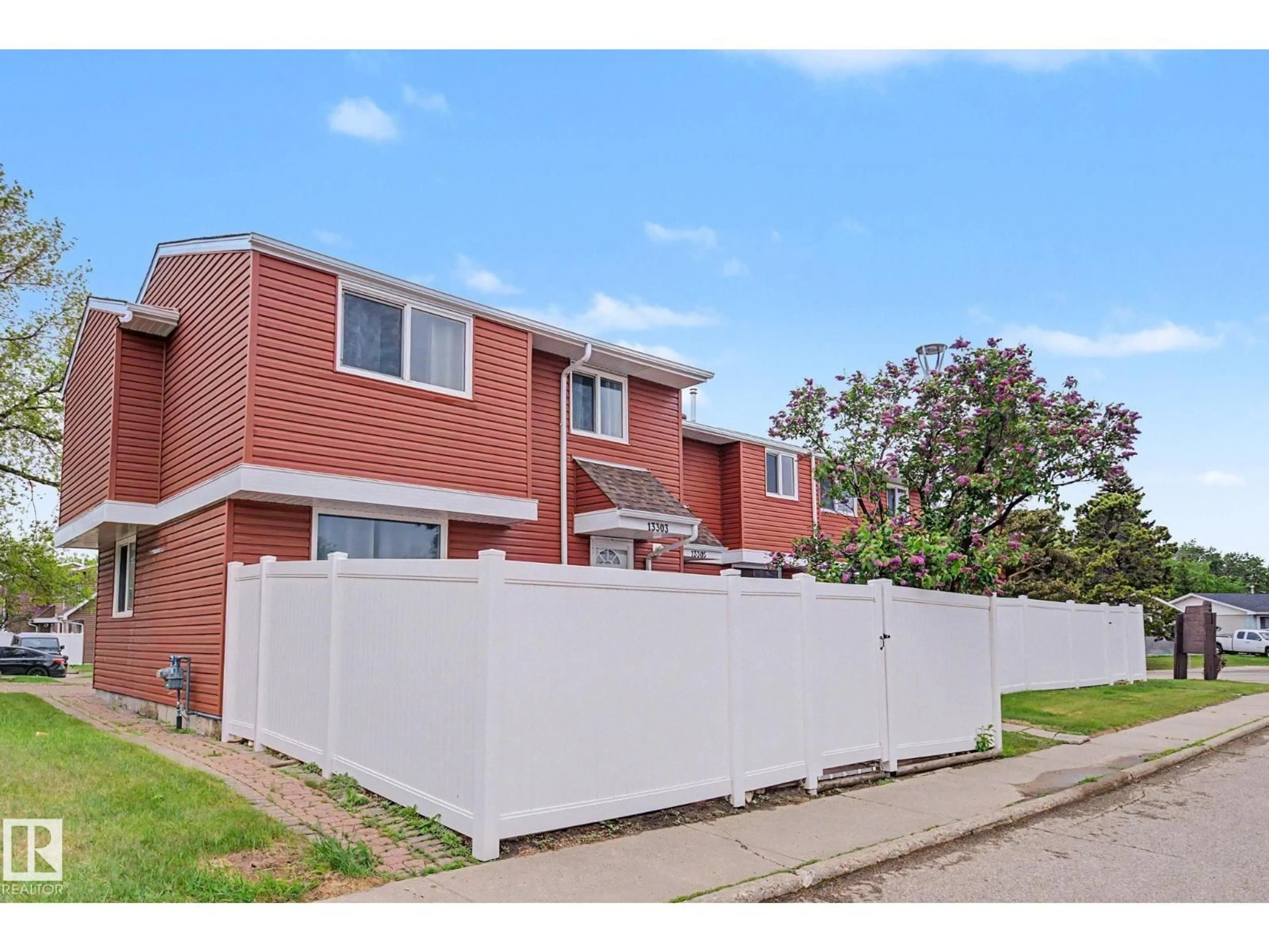 Unknown for NW - 13303 47 ST, Edmonton Alberta T5A3L5