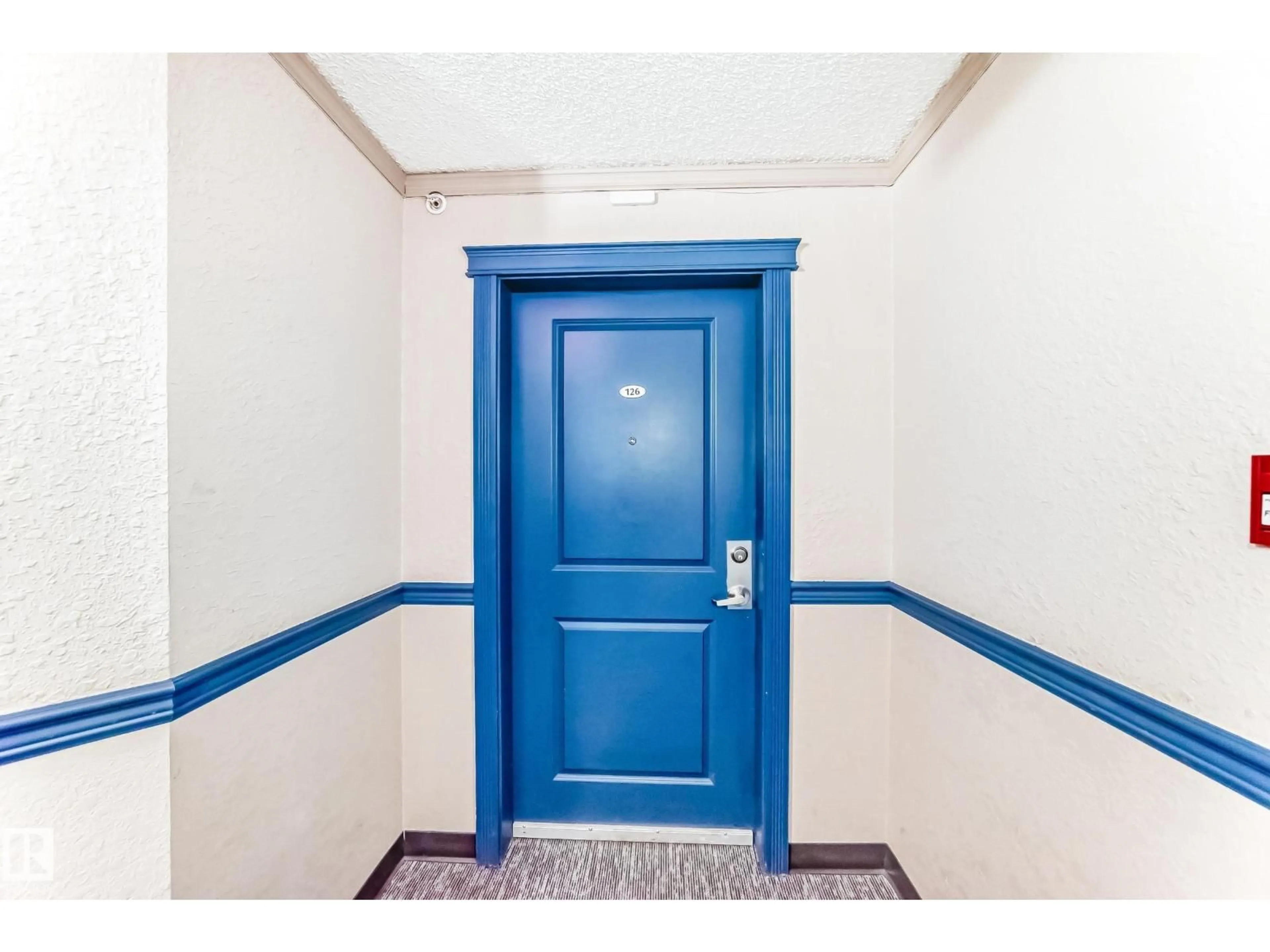Indoor foyer for 126 10535 122 ST NW, Edmonton Alberta T5N4B7