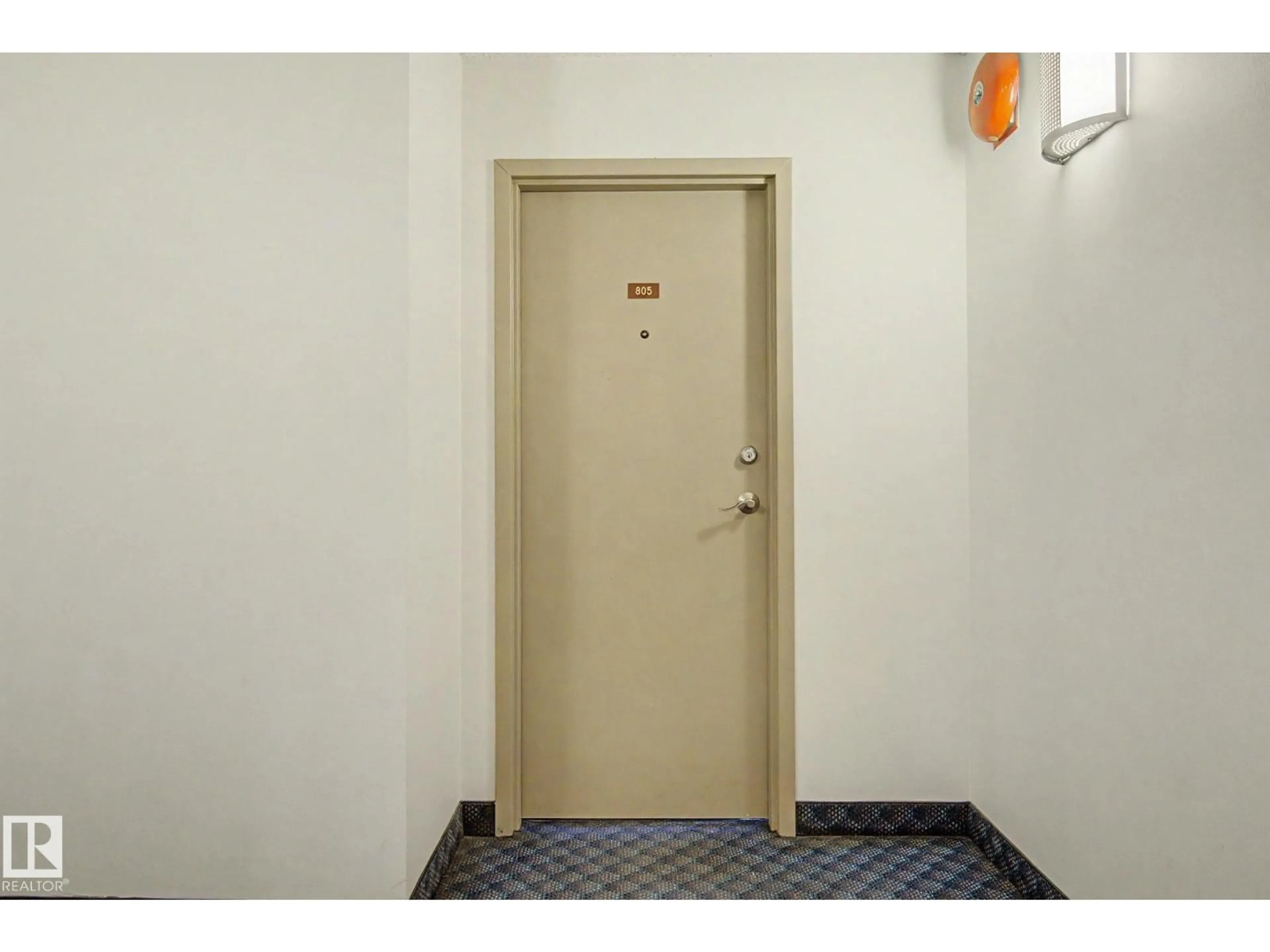 Unknown for 9917 - 805 110 ST NW, Edmonton Alberta T5K2N4