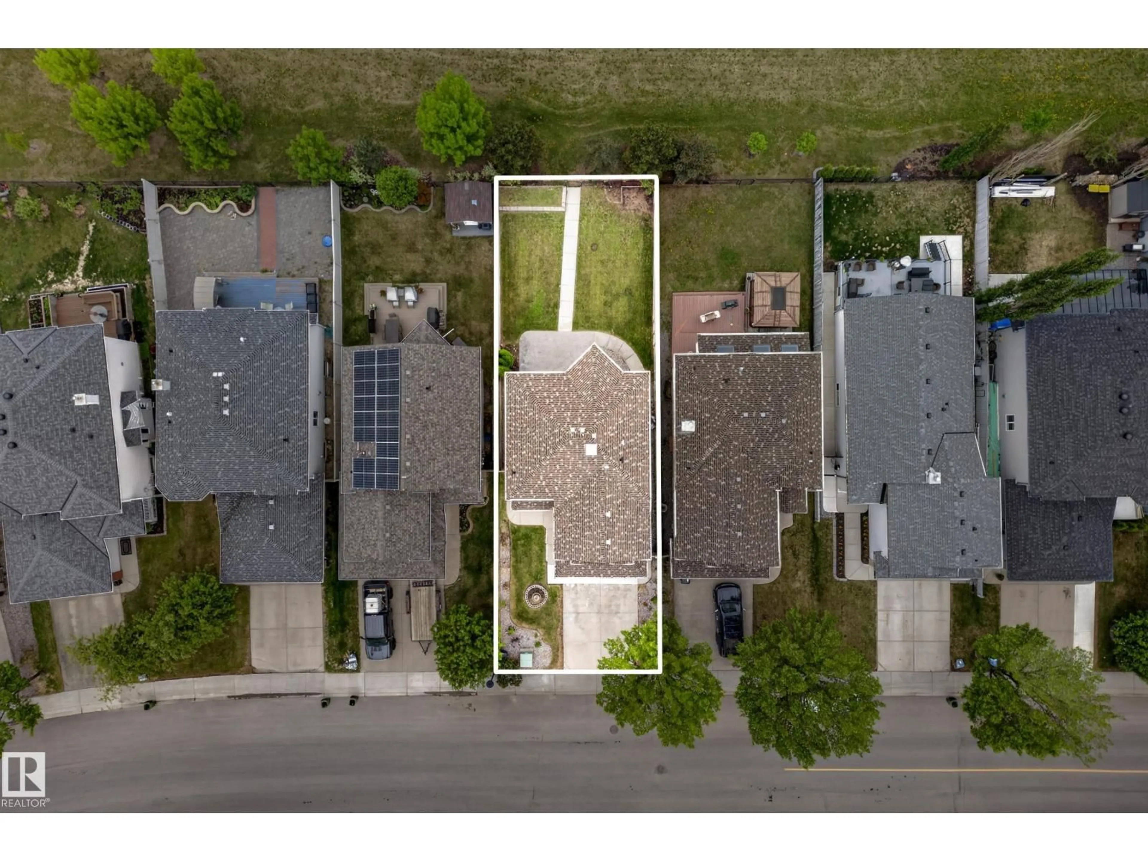 A pic from outside/outdoor area/front of a property/back of a property/a pic from drone, street for 665 LEGER WY, Edmonton Alberta T6R0C1