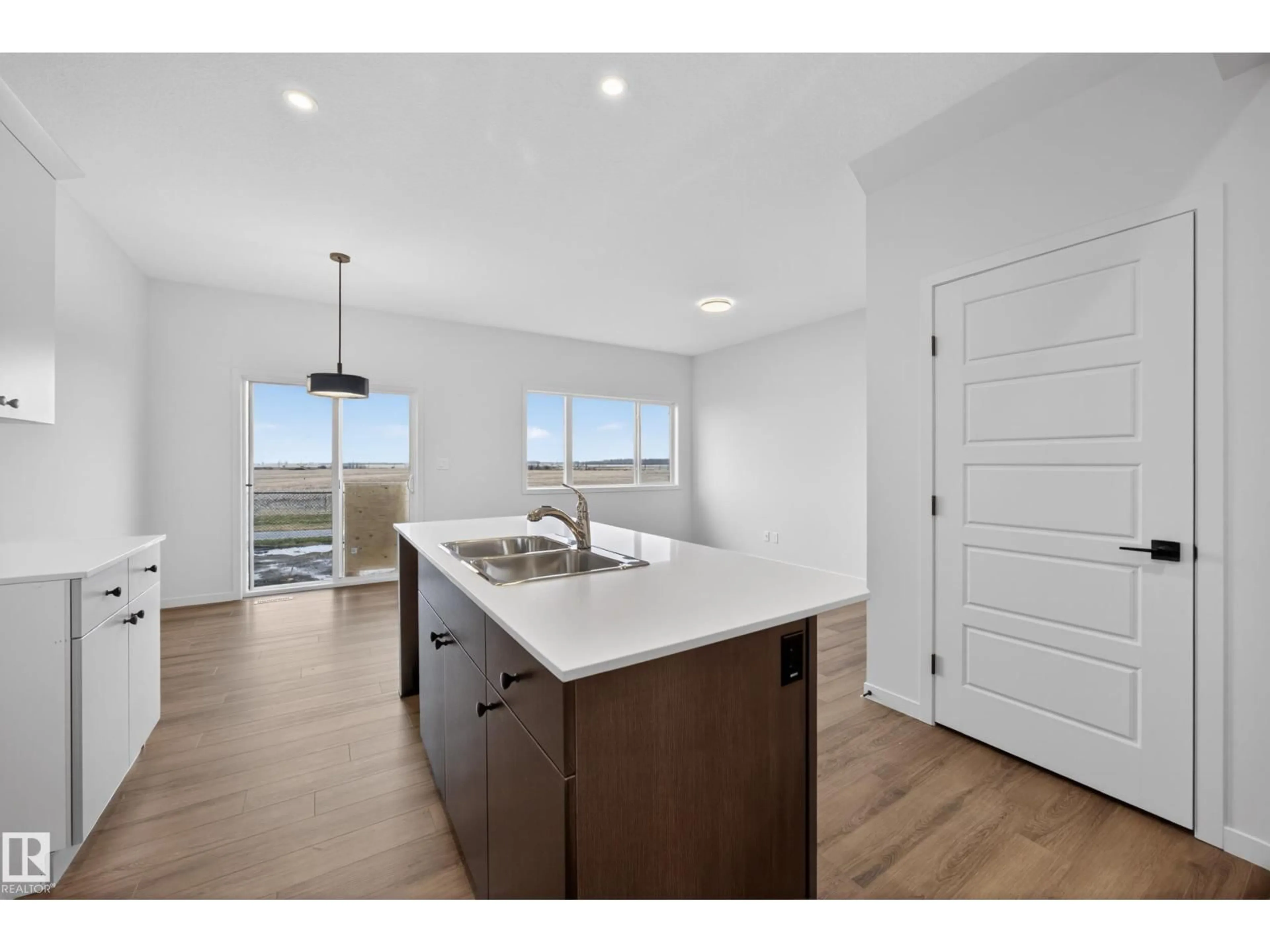 Open concept kitchen, unknown for 116 HONEYSUCKLE GR, Leduc Alberta T9E0V1