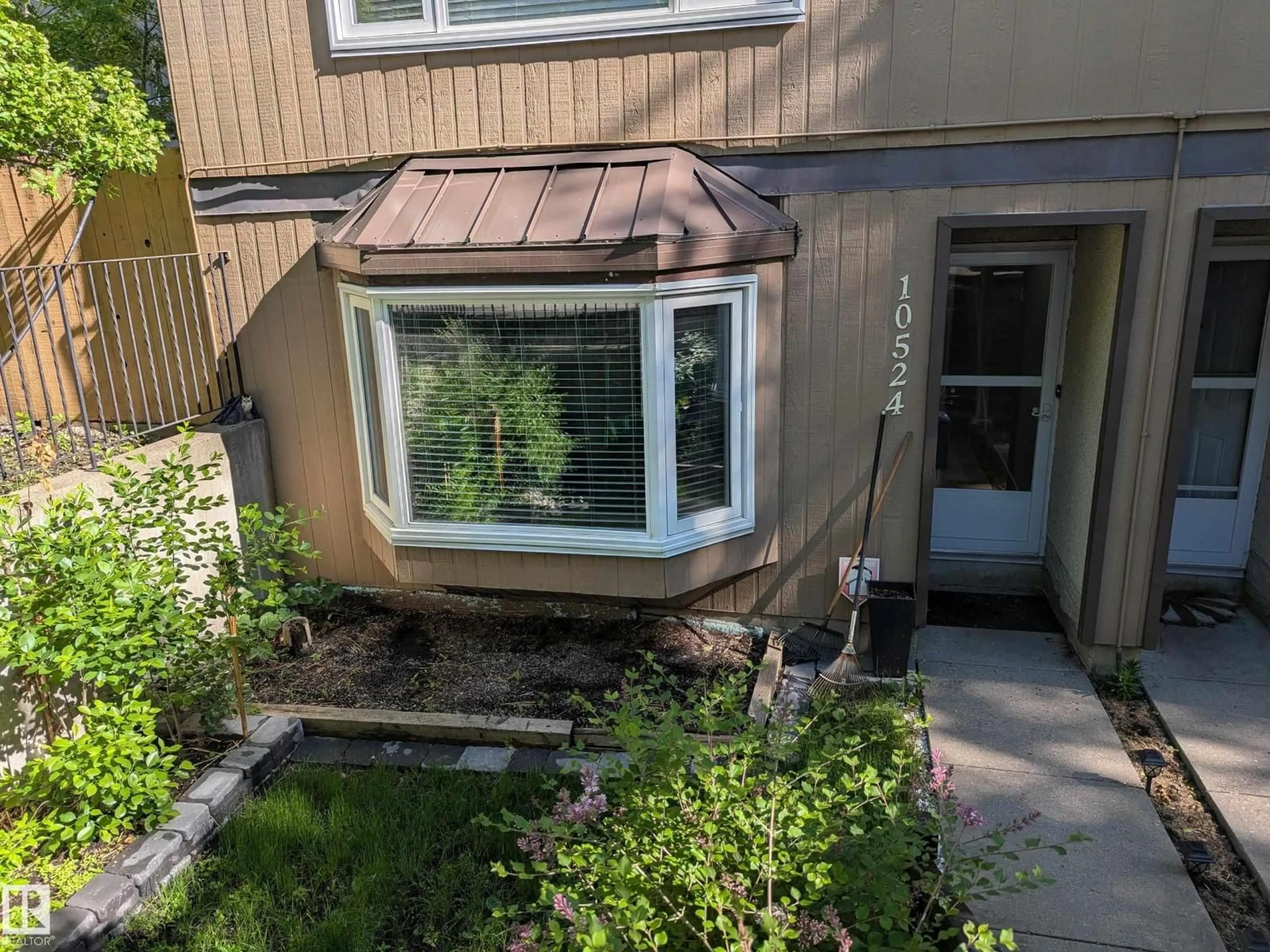 Unknown for 10524 84 AV, Edmonton Alberta T6E2H4