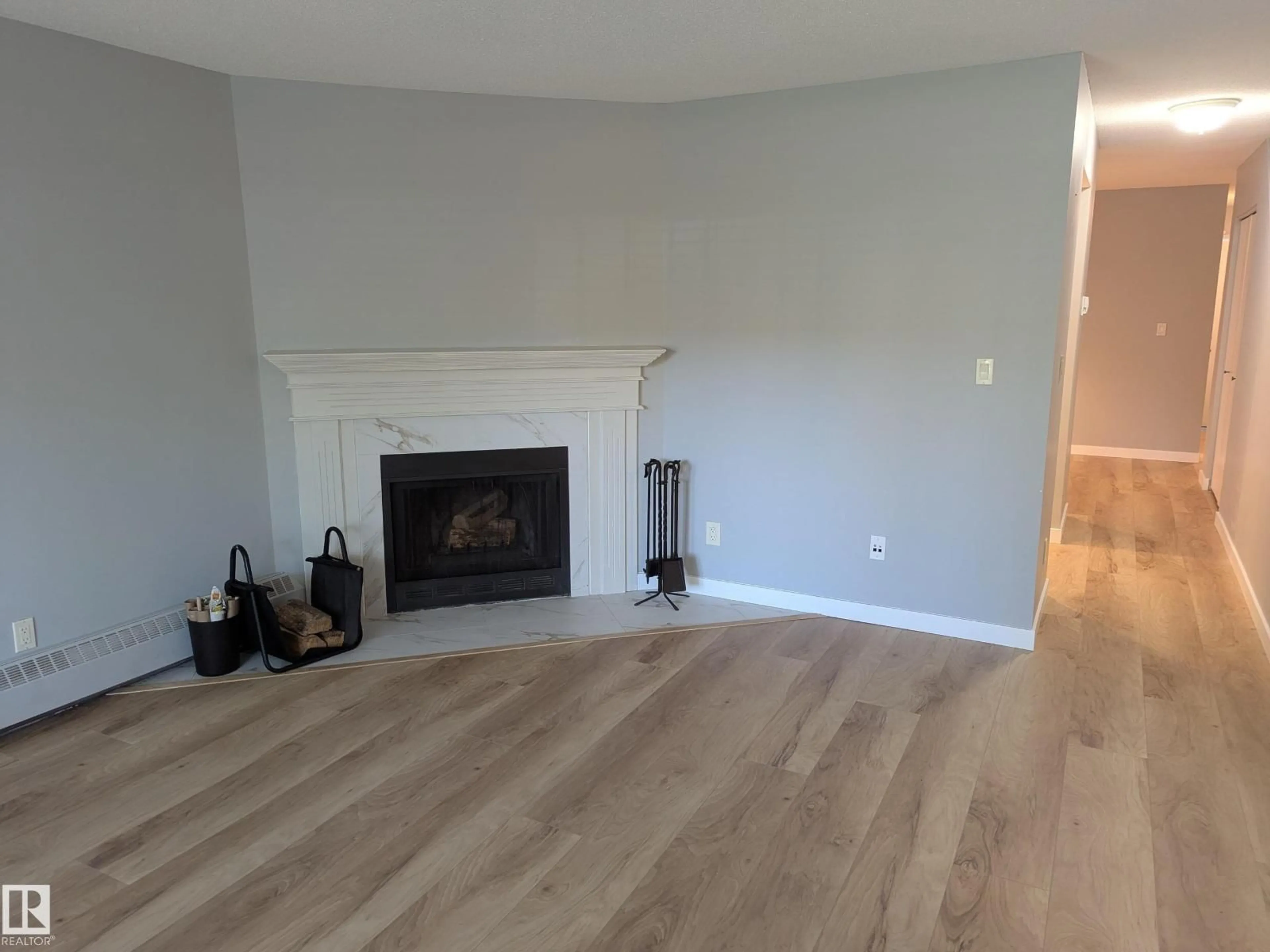 A pic of a room for 10524 84 AV, Edmonton Alberta T6E2H4