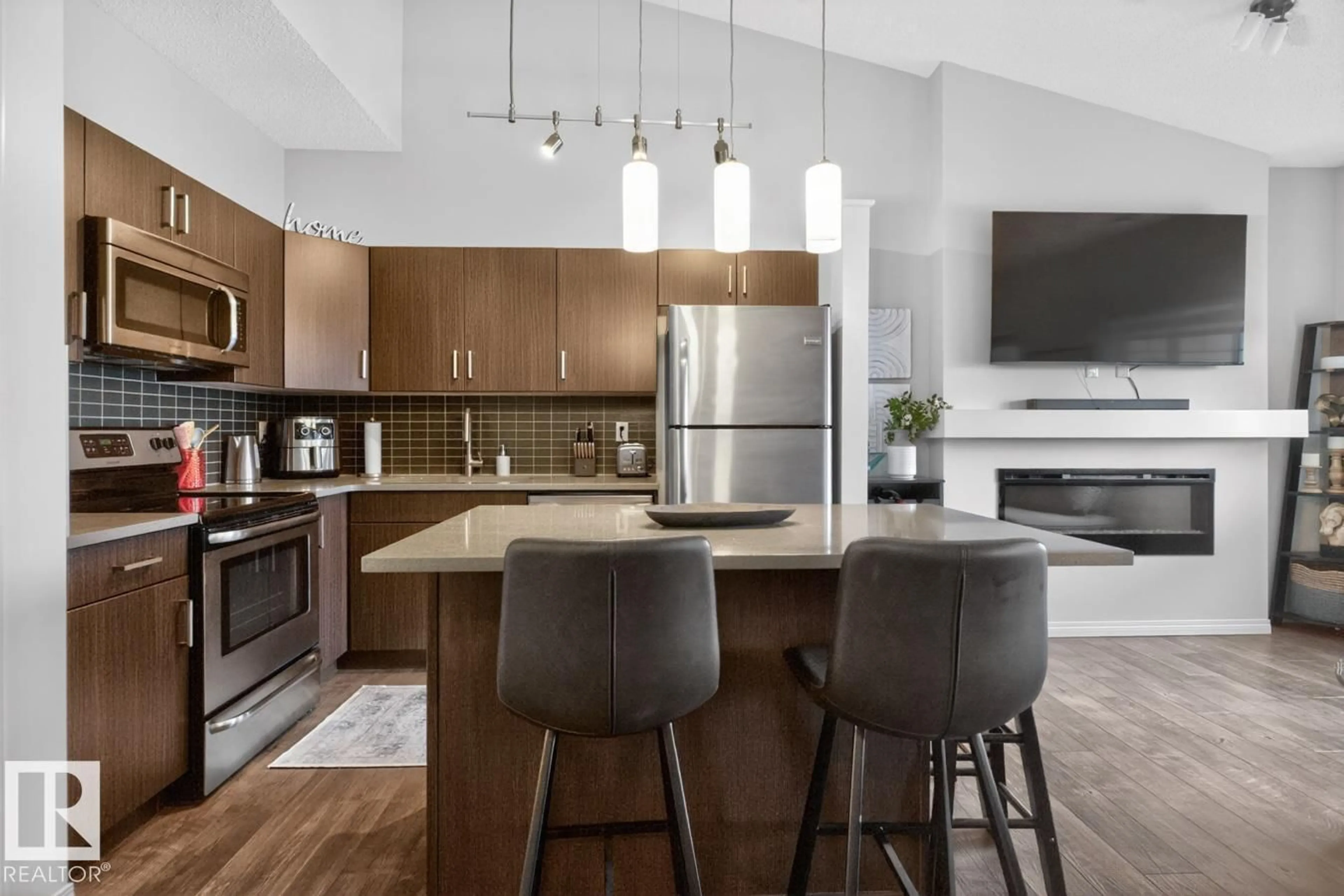 Open concept kitchen, unknown for 15 - 3305 ORCHARDS LINK LI, Edmonton Alberta T6X2H1