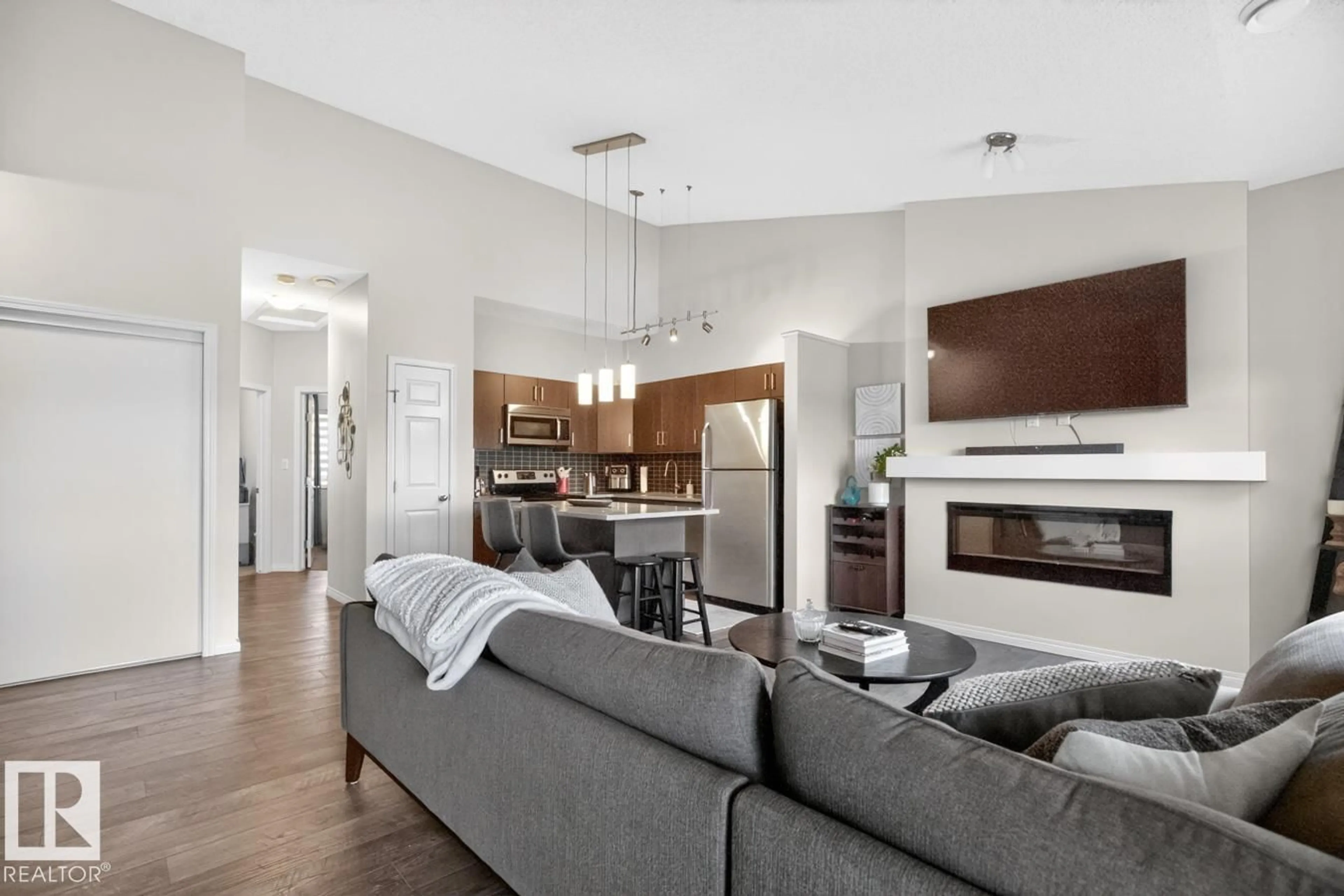 Open concept kitchen, unknown for 15 - 3305 ORCHARDS LINK LI, Edmonton Alberta T6X2H1