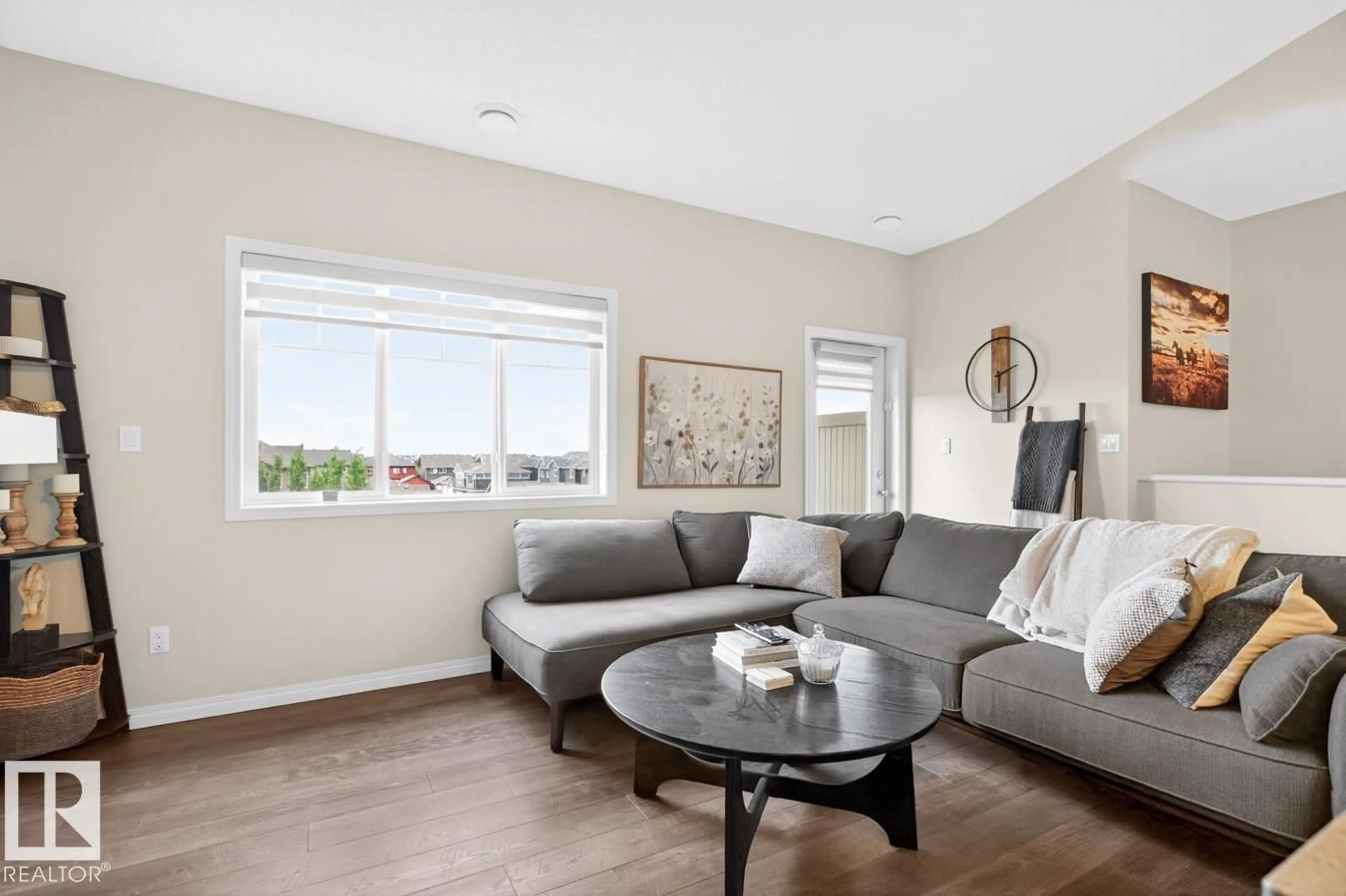 Living room with furniture, unknown for 15 - 3305 ORCHARDS LINK LI, Edmonton Alberta T6X2H1