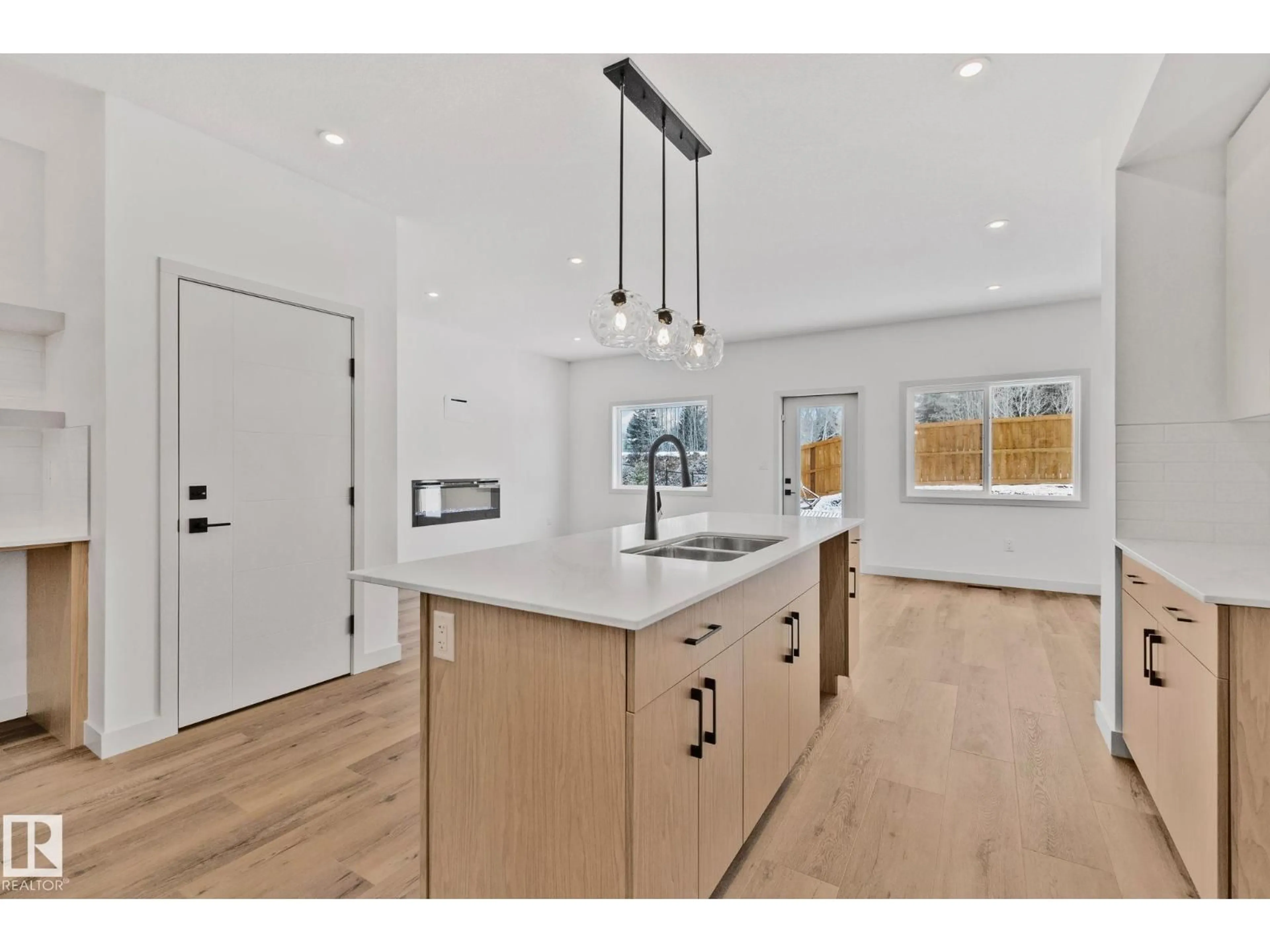 Open concept kitchen, unknown for 122 ROYAL STREET, St. Albert Alberta T8N8C9