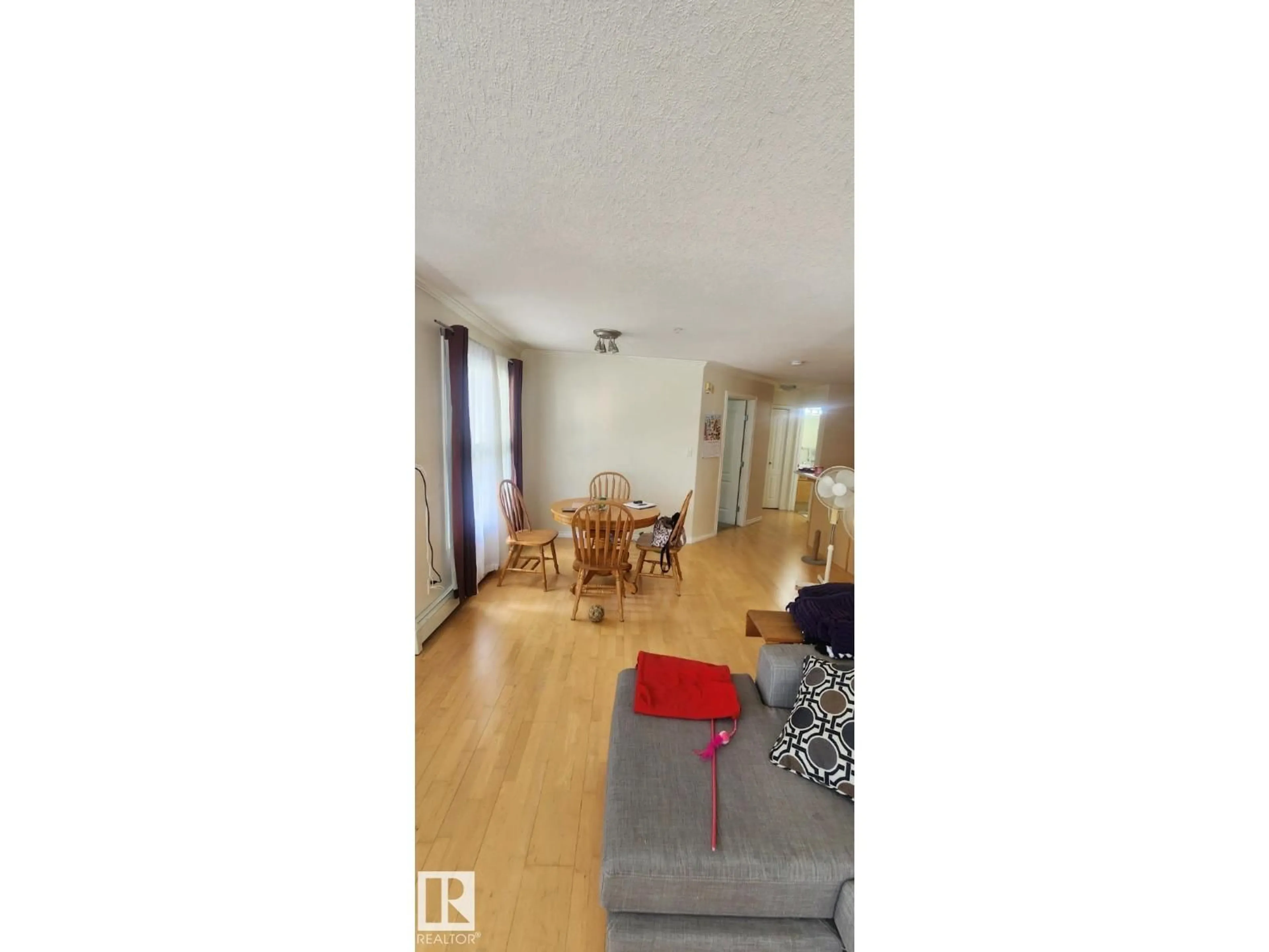 A pic of a room for #214 - 9938 104 ST, Edmonton Alberta T5K2X7
