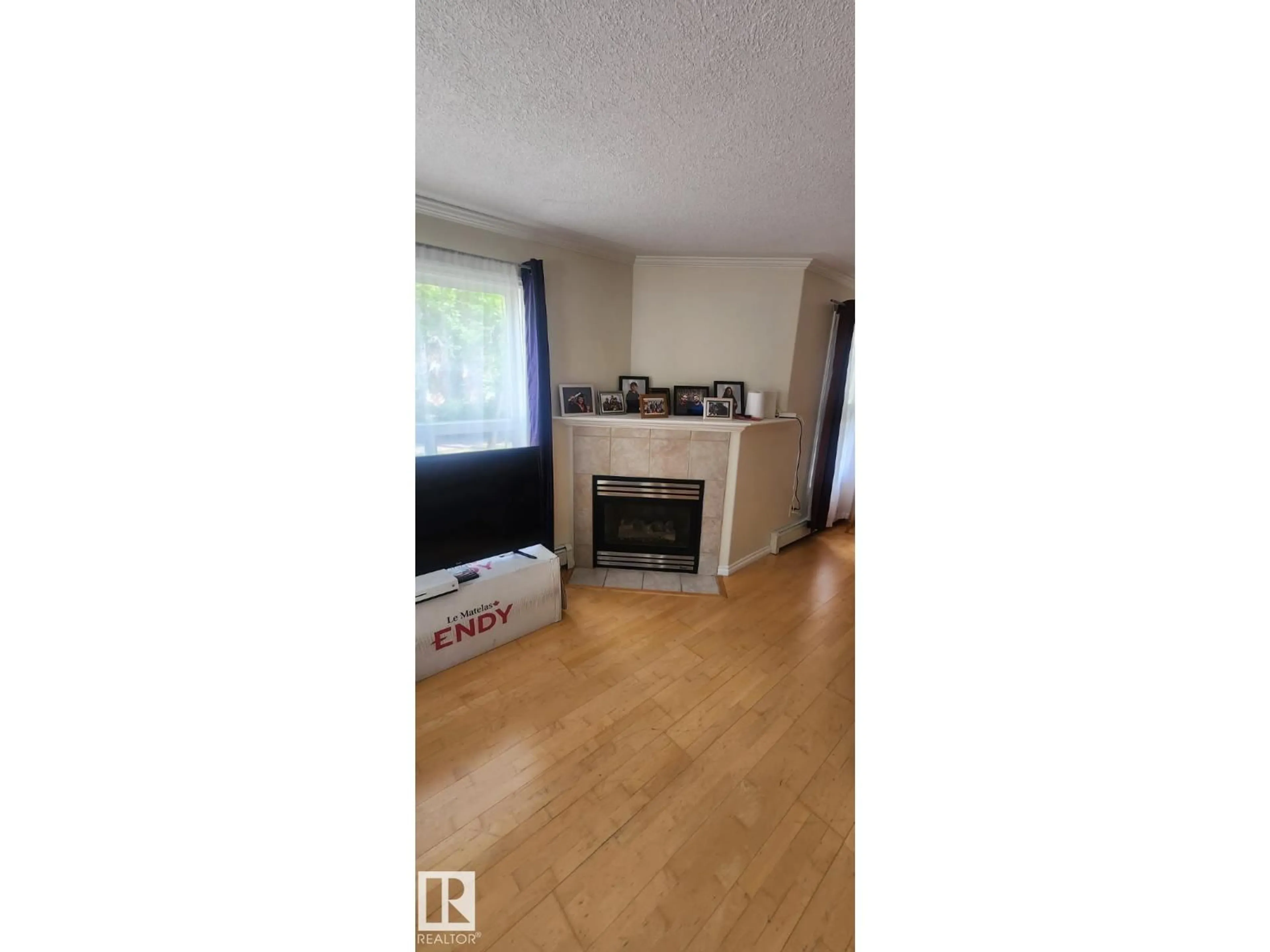 A pic of a room for #214 - 9938 104 ST, Edmonton Alberta T5K2X7