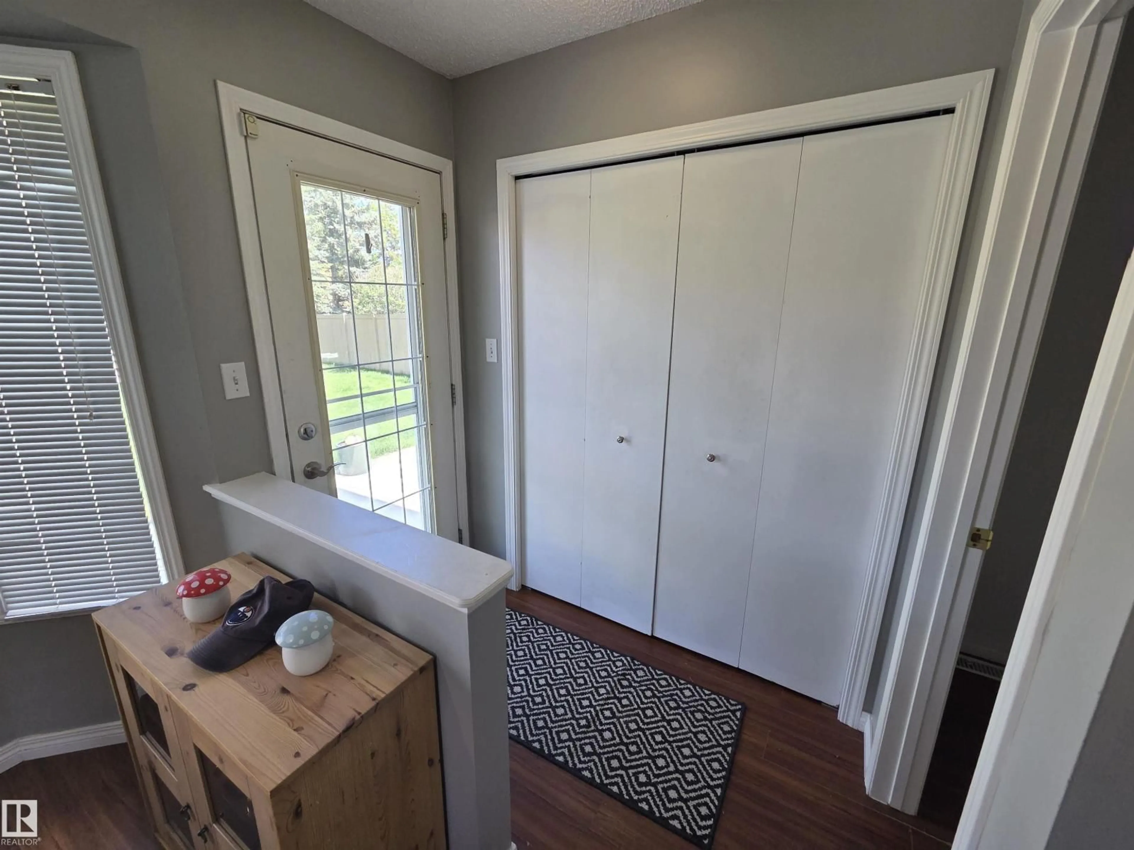 Unknown for 919 NORMANDY LN, Sherwood Park Alberta T8A5X7