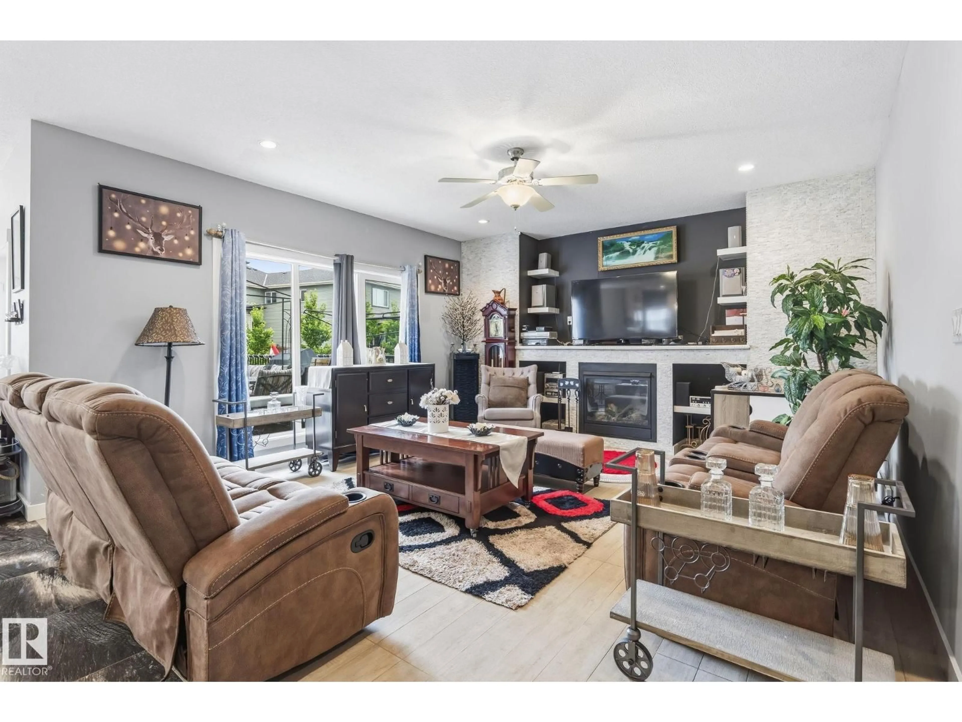 Living room with furniture, unknown for 3808 TRIOMPHE BV, Beaumont Alberta T4X0C4