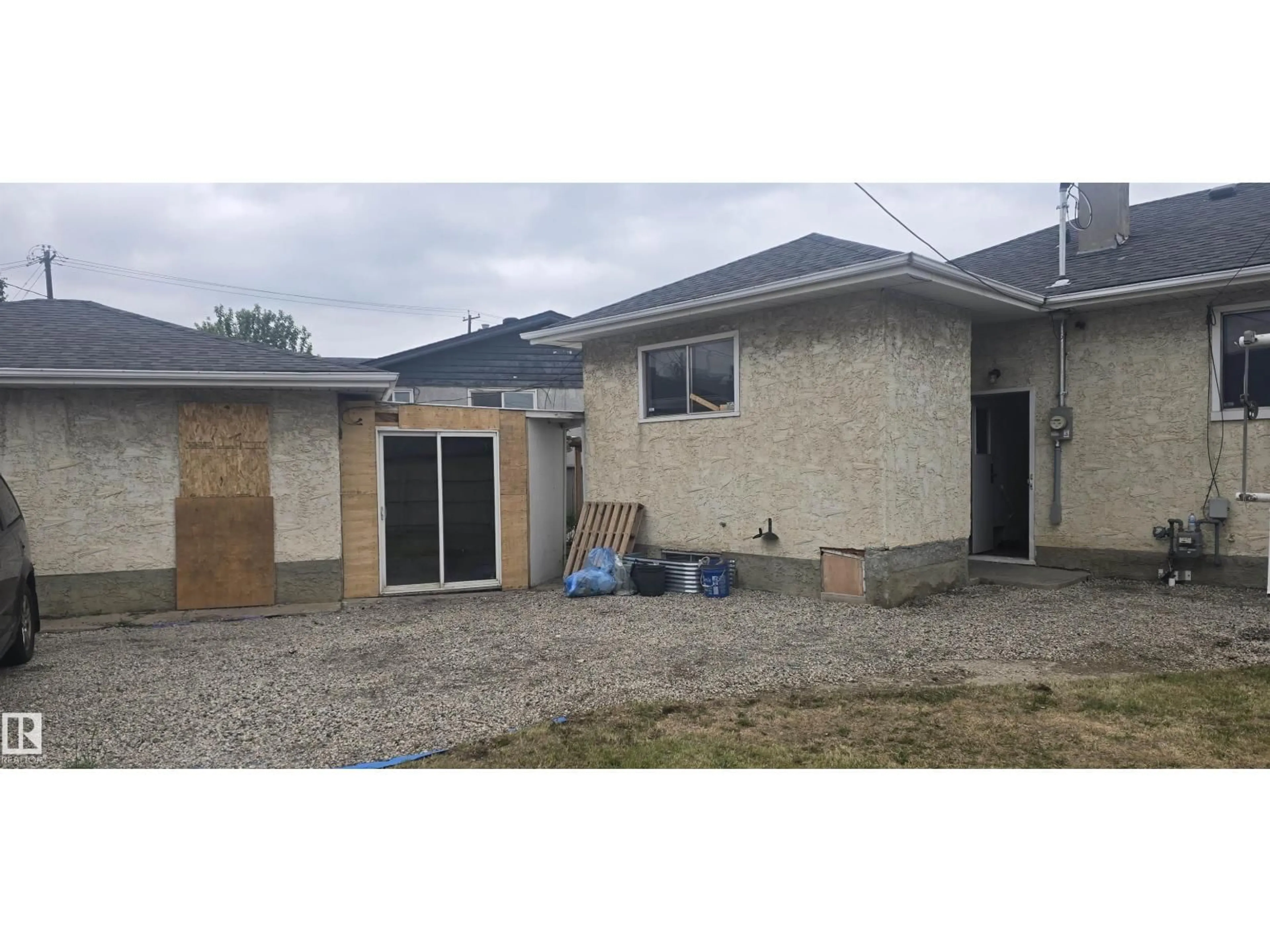 Unknown for 12432 96 ST, Edmonton Alberta T5G1W7