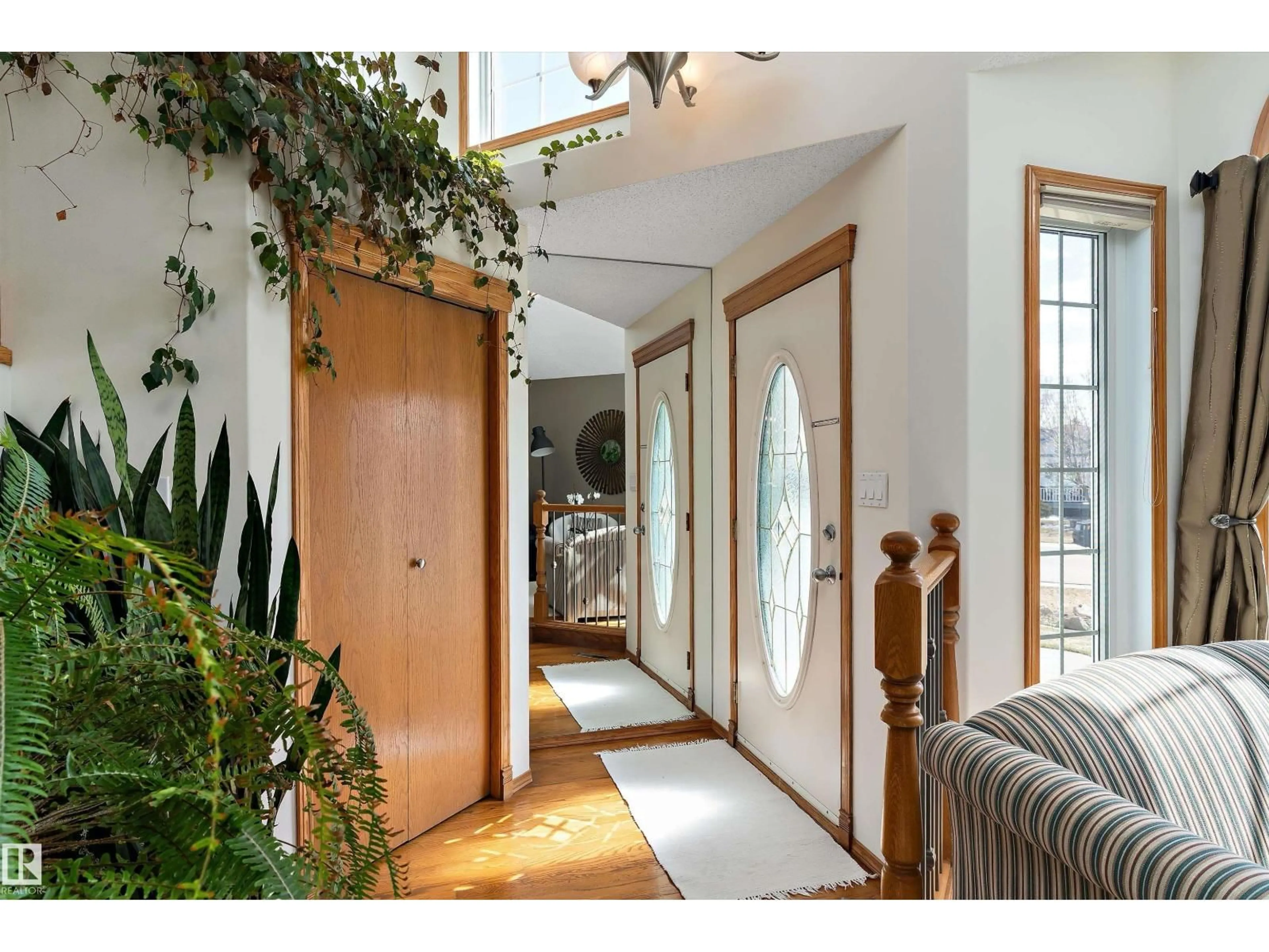 Indoor entryway for 11328 173 AV, Edmonton Alberta T5X5Y4