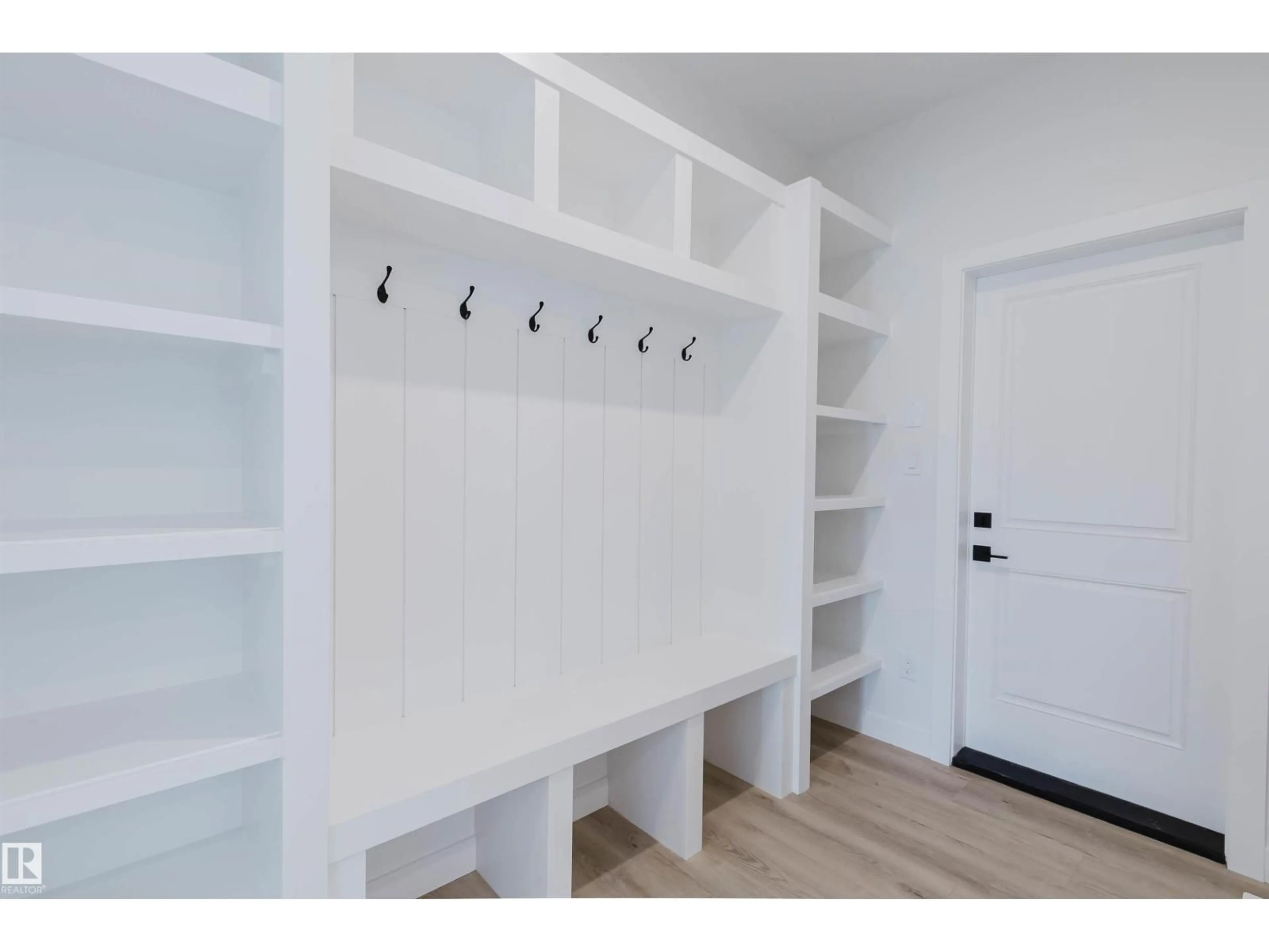 Storage room or clothes room or walk-in closet for 703 ELDERBERRY CL, Edmonton Alberta T6M3J6