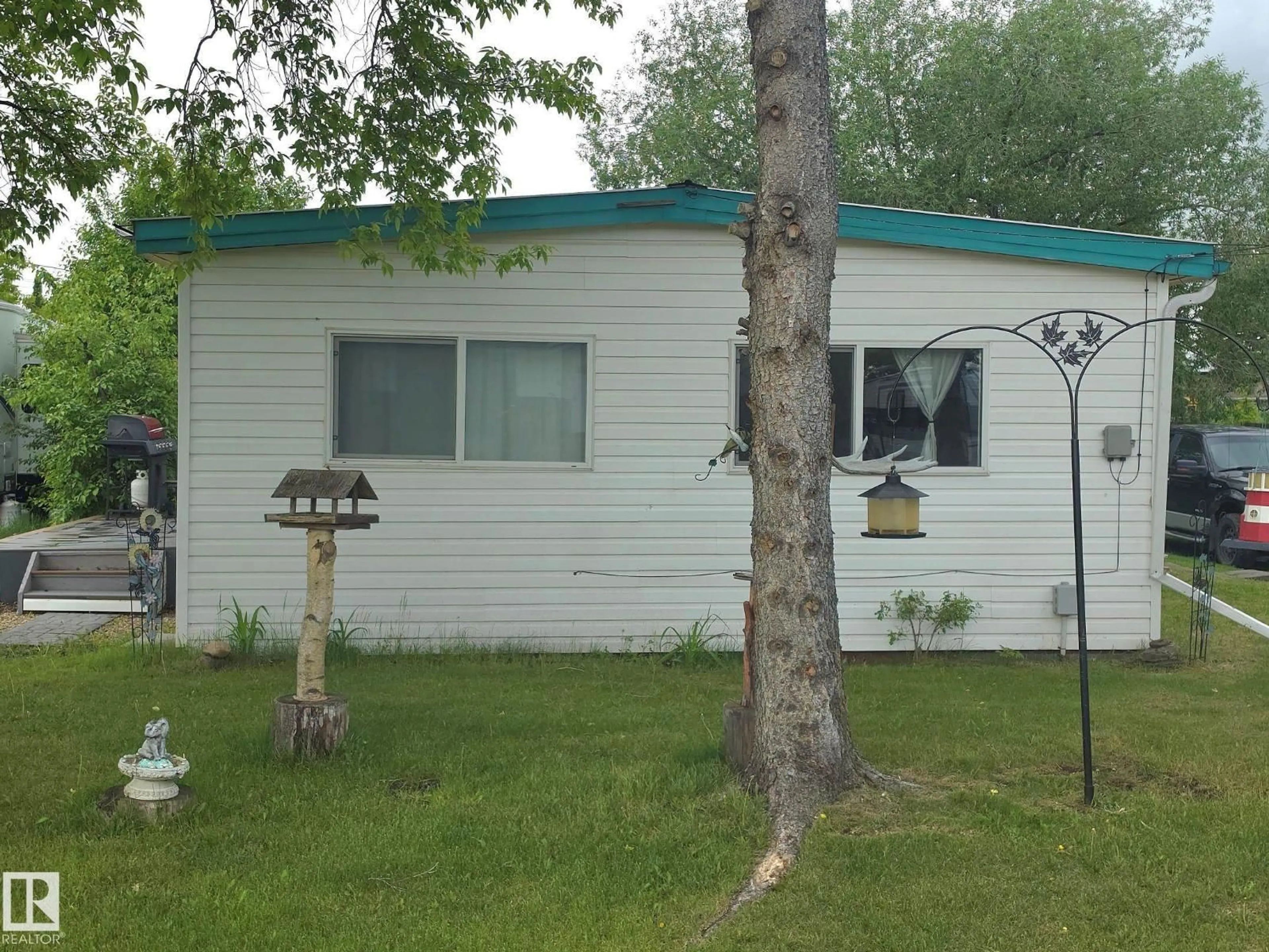 Unknown for 4916 47 ST, Thorsby Alberta T0C2P0