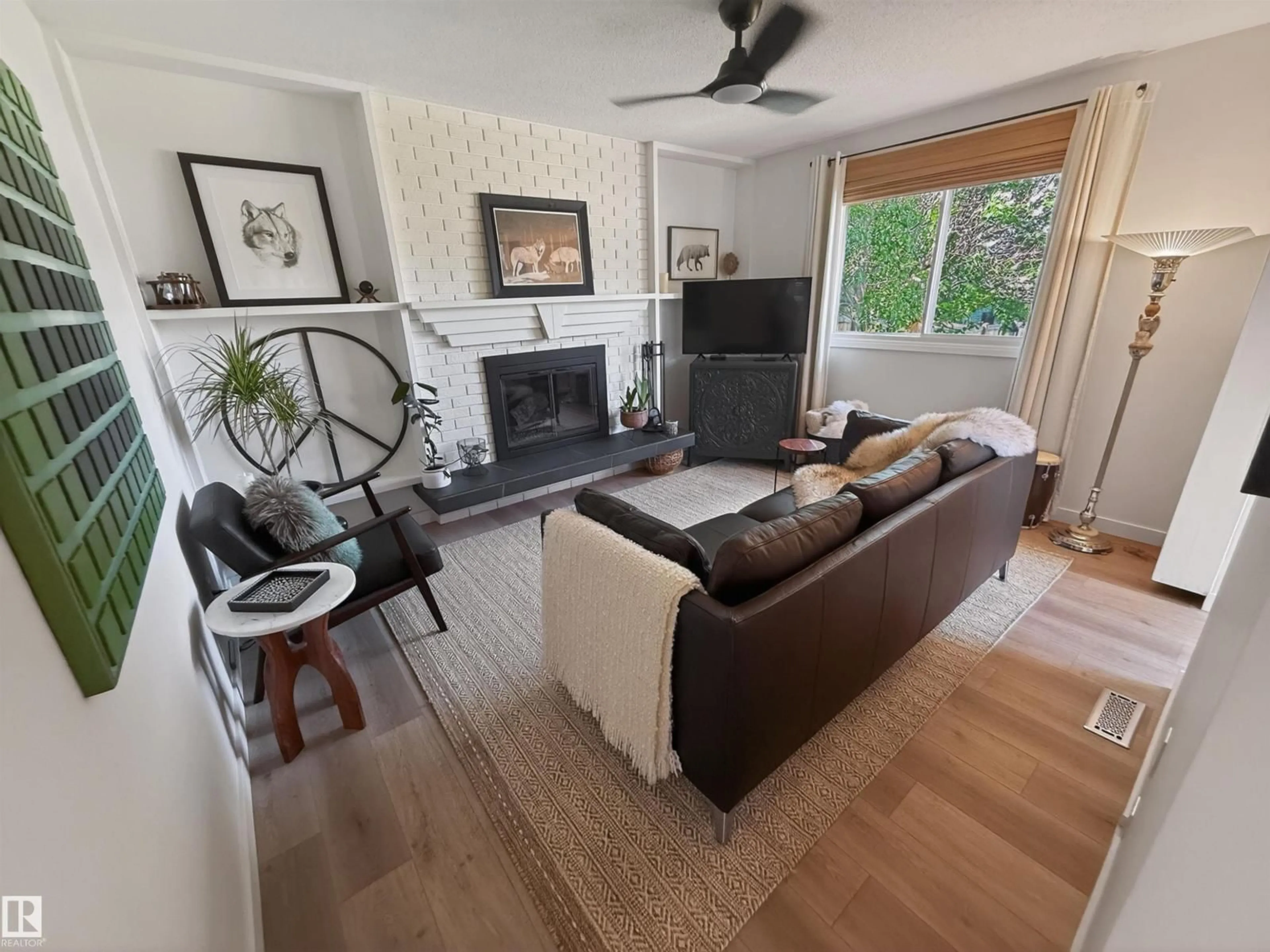 Living room with furniture, unknown for 11 FIFTH AV, Spruce Grove Alberta T7X2C5
