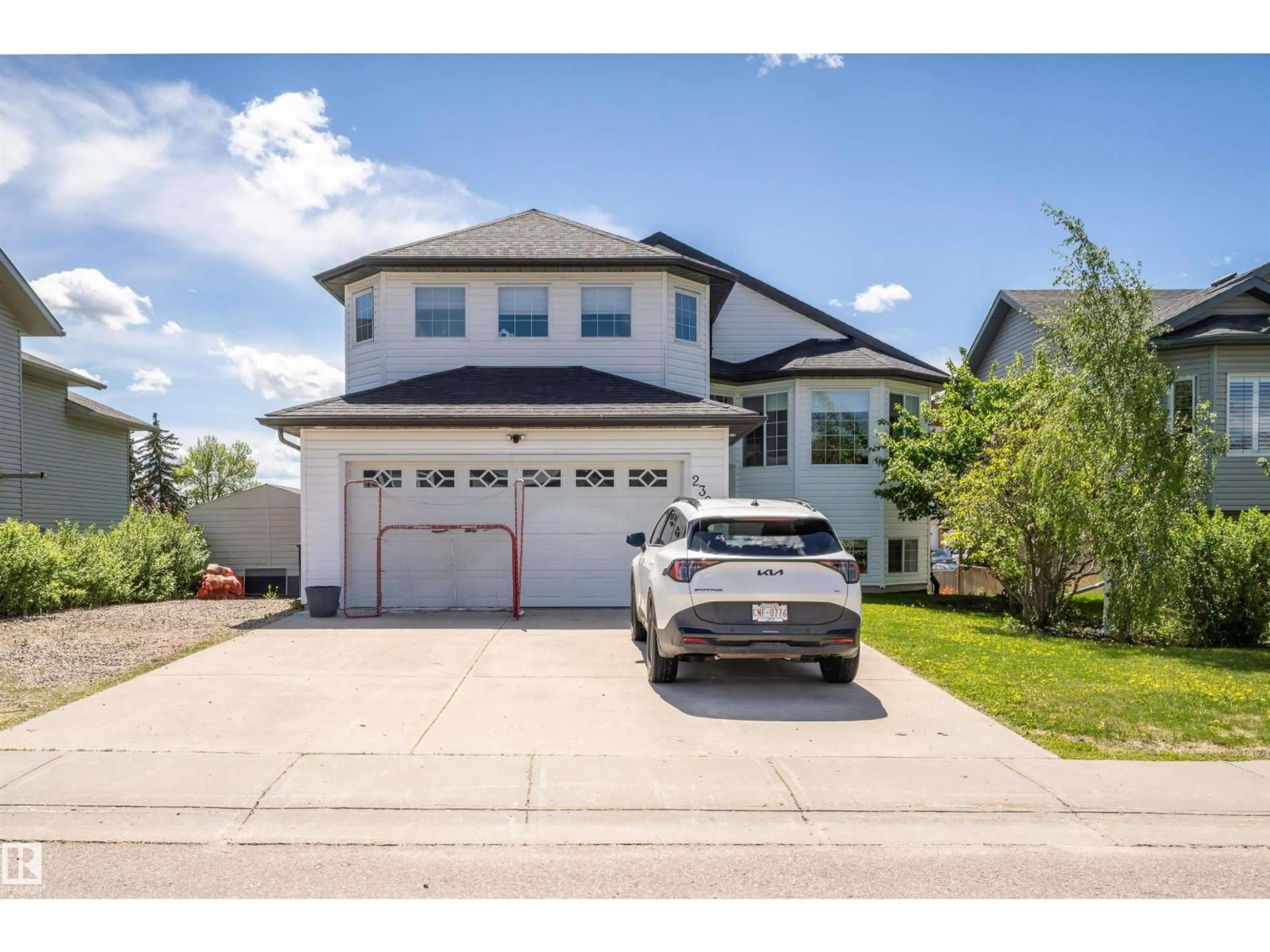 Home with vinyl exterior material, street for 2309 3 AV, Cold Lake Alberta T9M0A4