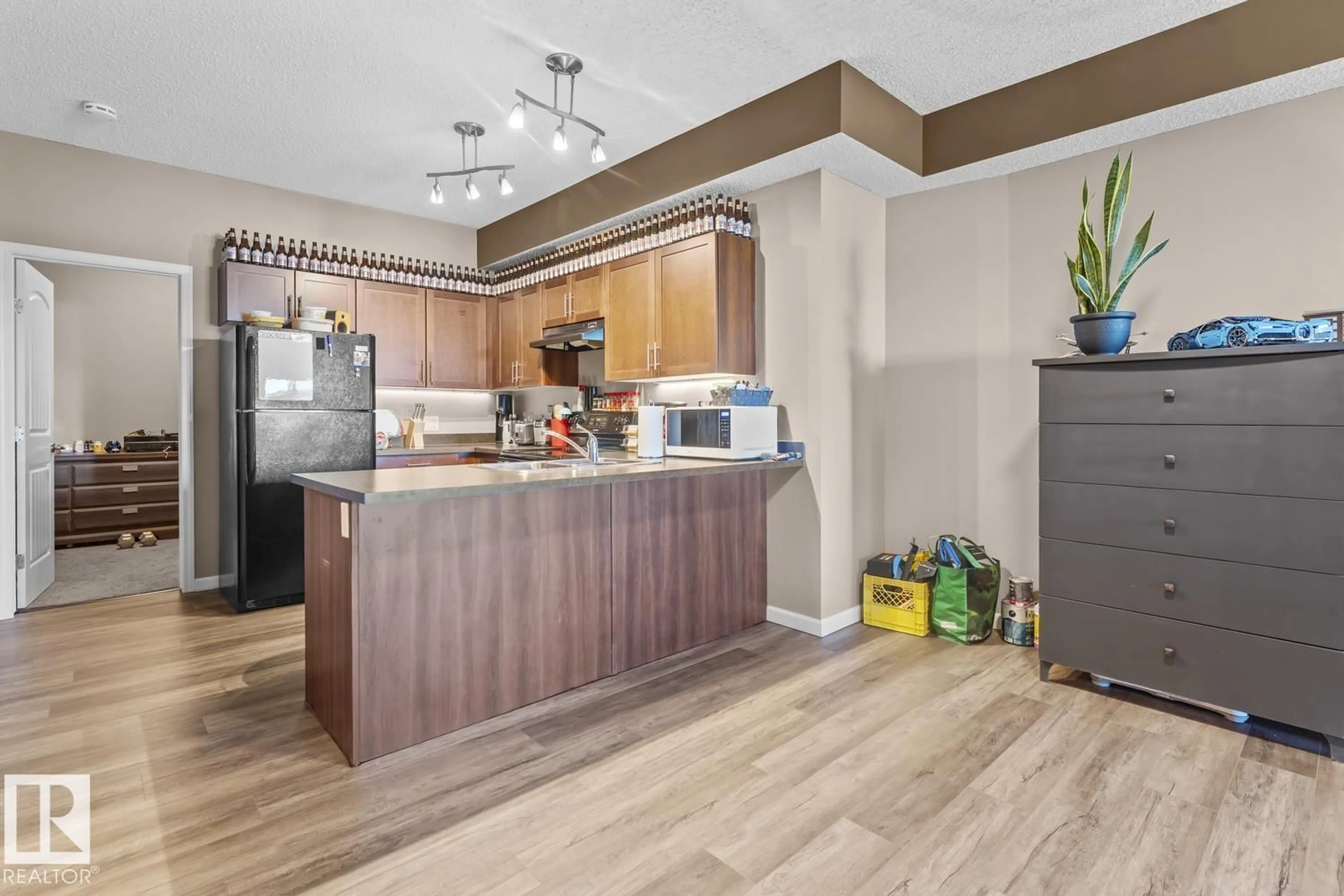 Open concept kitchen, unknown for 307 - 5302 51 ST, Bonnyville Town Alberta T9N2J6