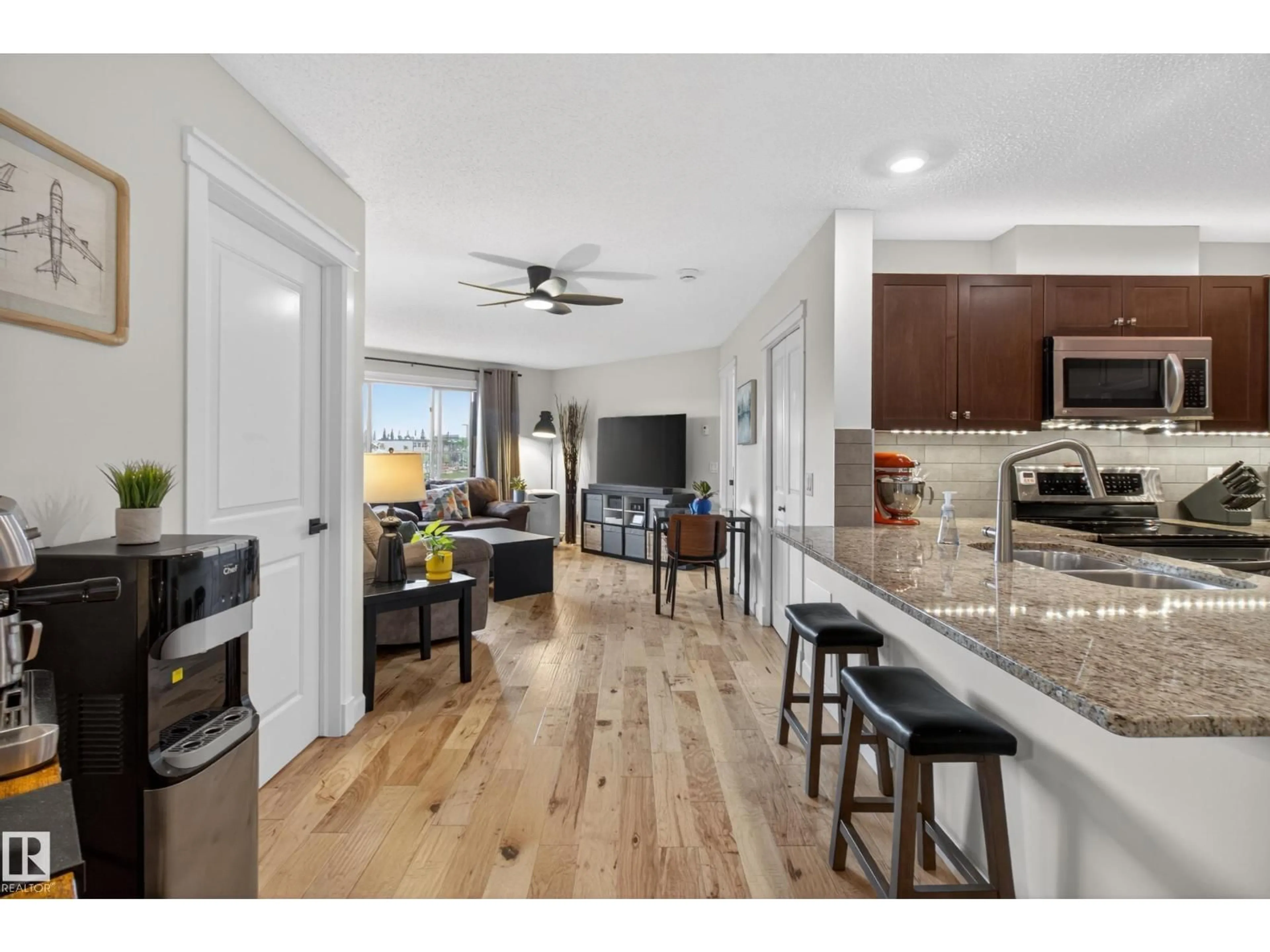 Open concept kitchen, unknown for #211 - 3719 WHITELAW LN, Edmonton Alberta T6W2C3