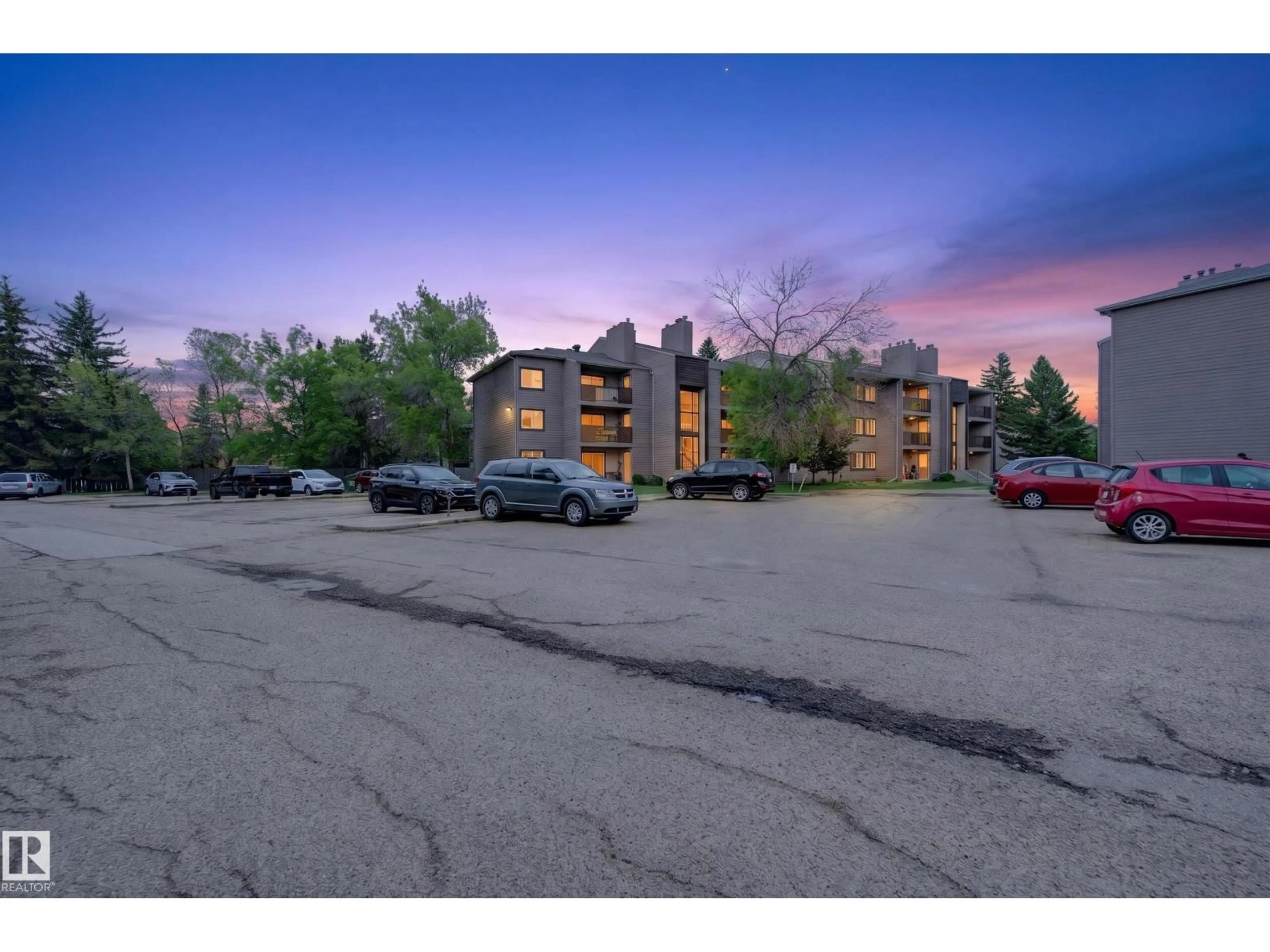 A pic from outside/outdoor area/front of a property/back of a property/a pic from drone, unknown for 201 - 49 AKINS DR, St. Albert Alberta T8N3M6