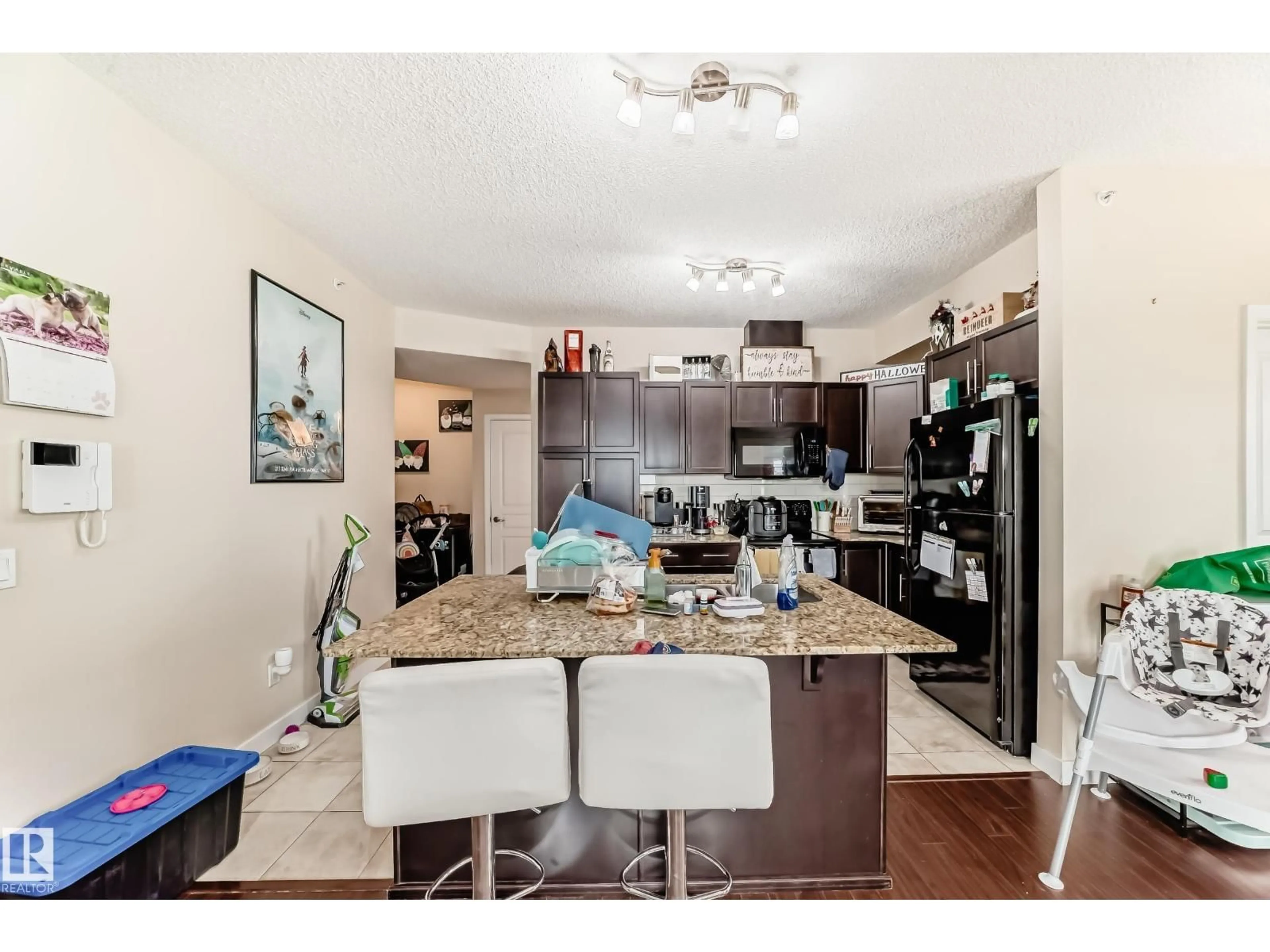 Open concept kitchen, unknown for 3403 AUGUSTINE CR, Sherwood Park Alberta T8H0X8