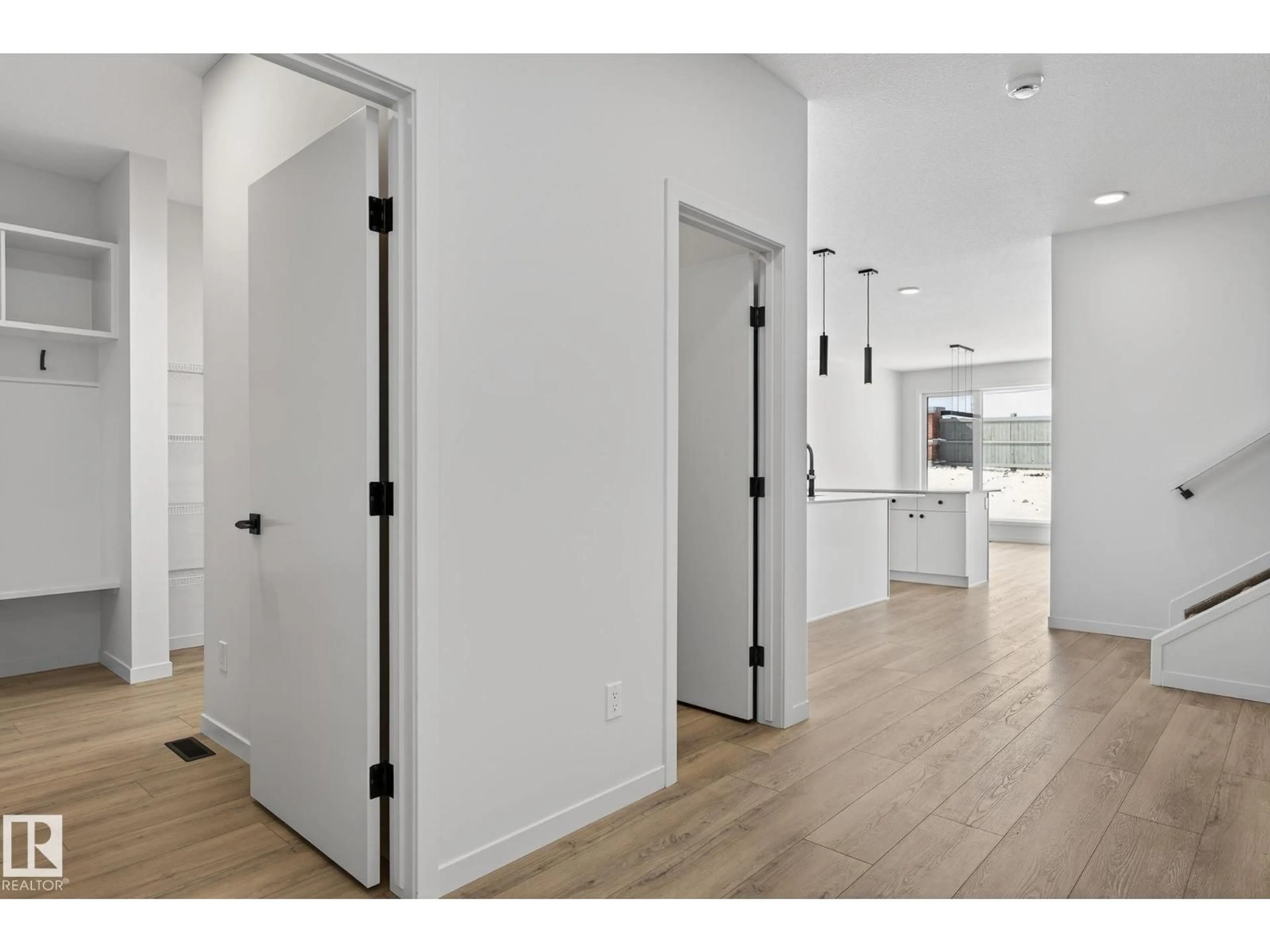 Indoor entryway for NW - 8108 230 STREET, Edmonton Alberta T5T7Y1