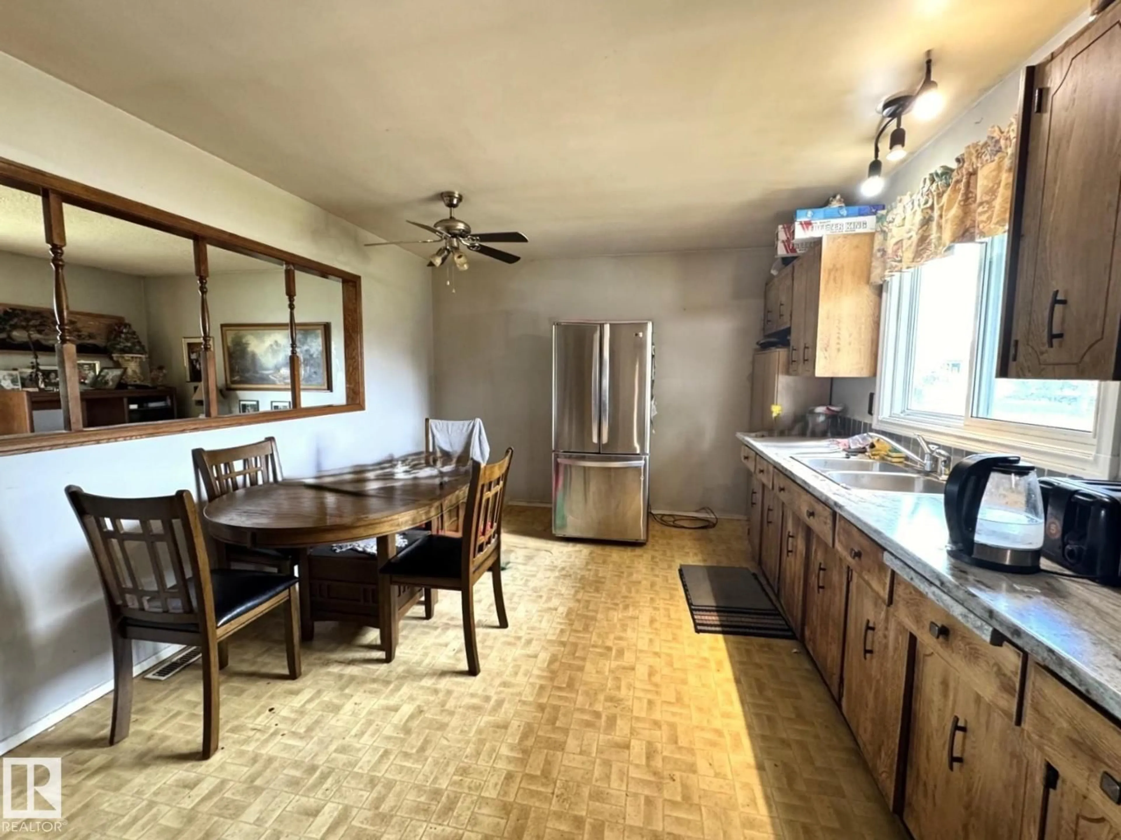 Unknown for 5419 49 ST, Wildwood Alberta T0E2M0