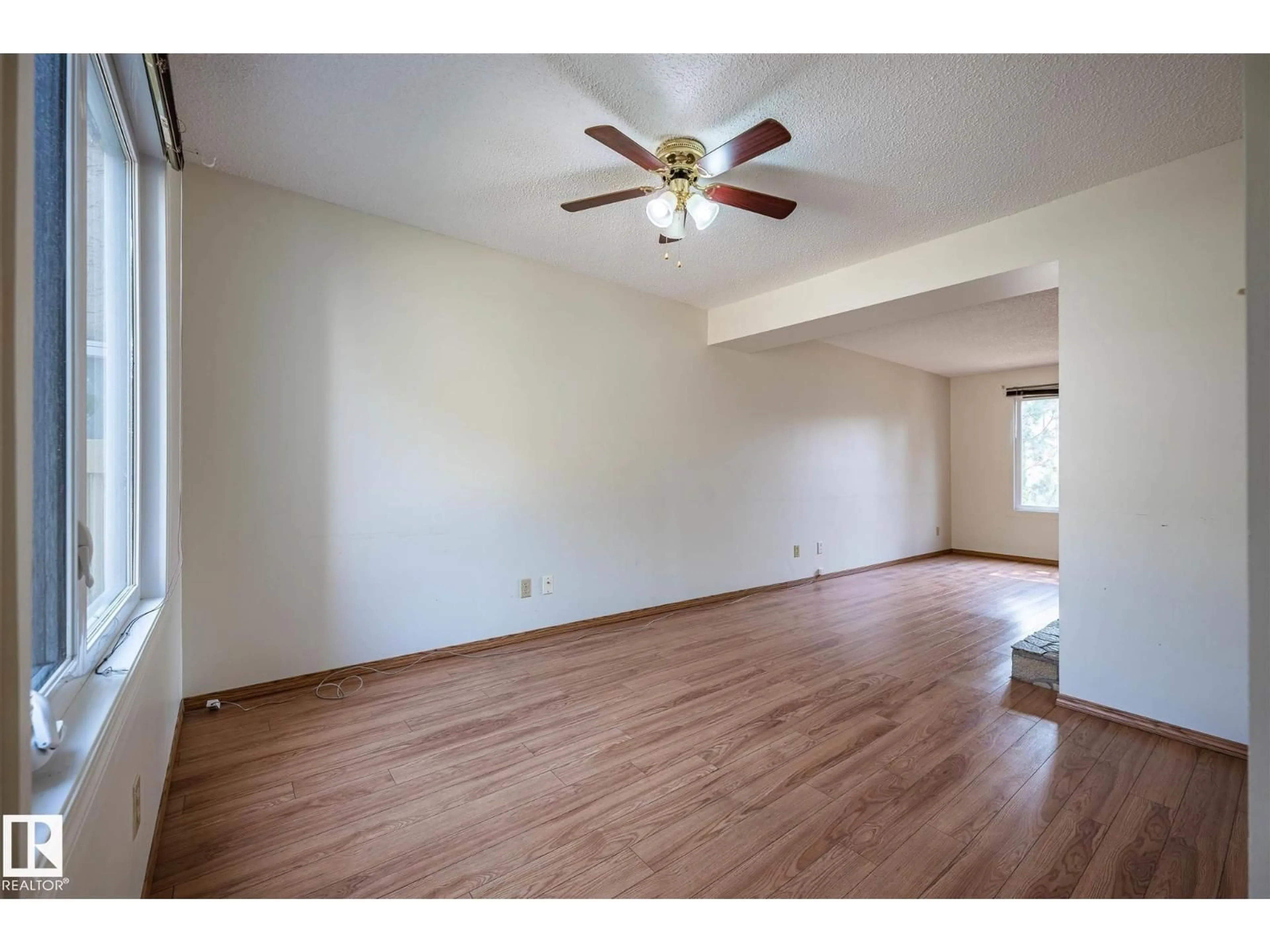 A pic of a room for 20 11115 27 AV NW, Edmonton Alberta T6J5N3