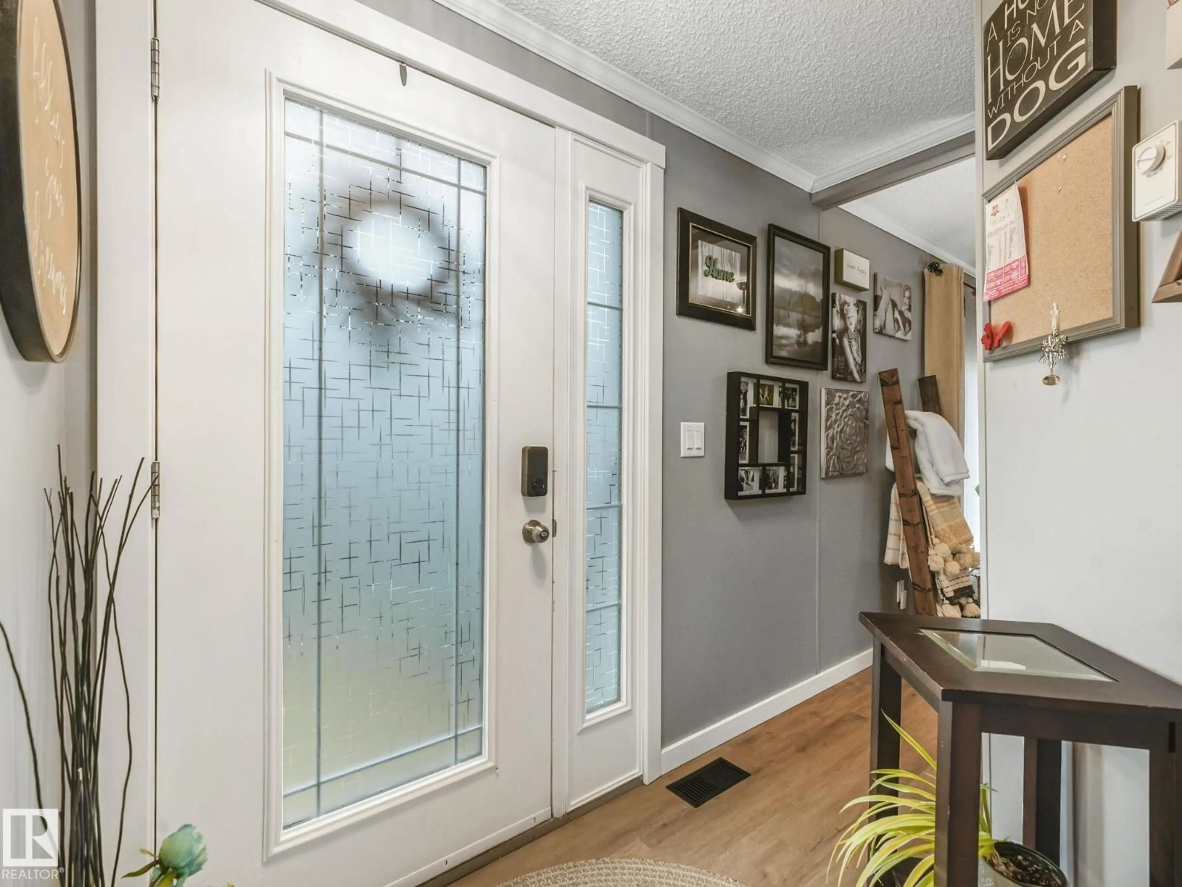 Indoor entryway for 1122 ASPEN DR, Leduc Alberta T9E8R3