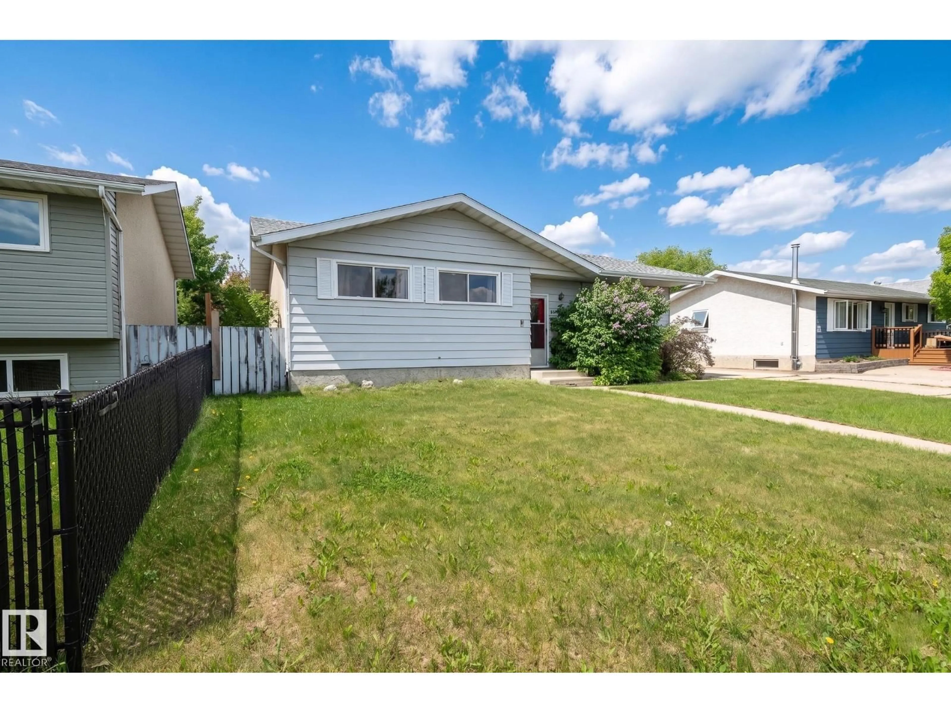 Unknown for 9804 97 ST, Morinville Alberta T8R1G7