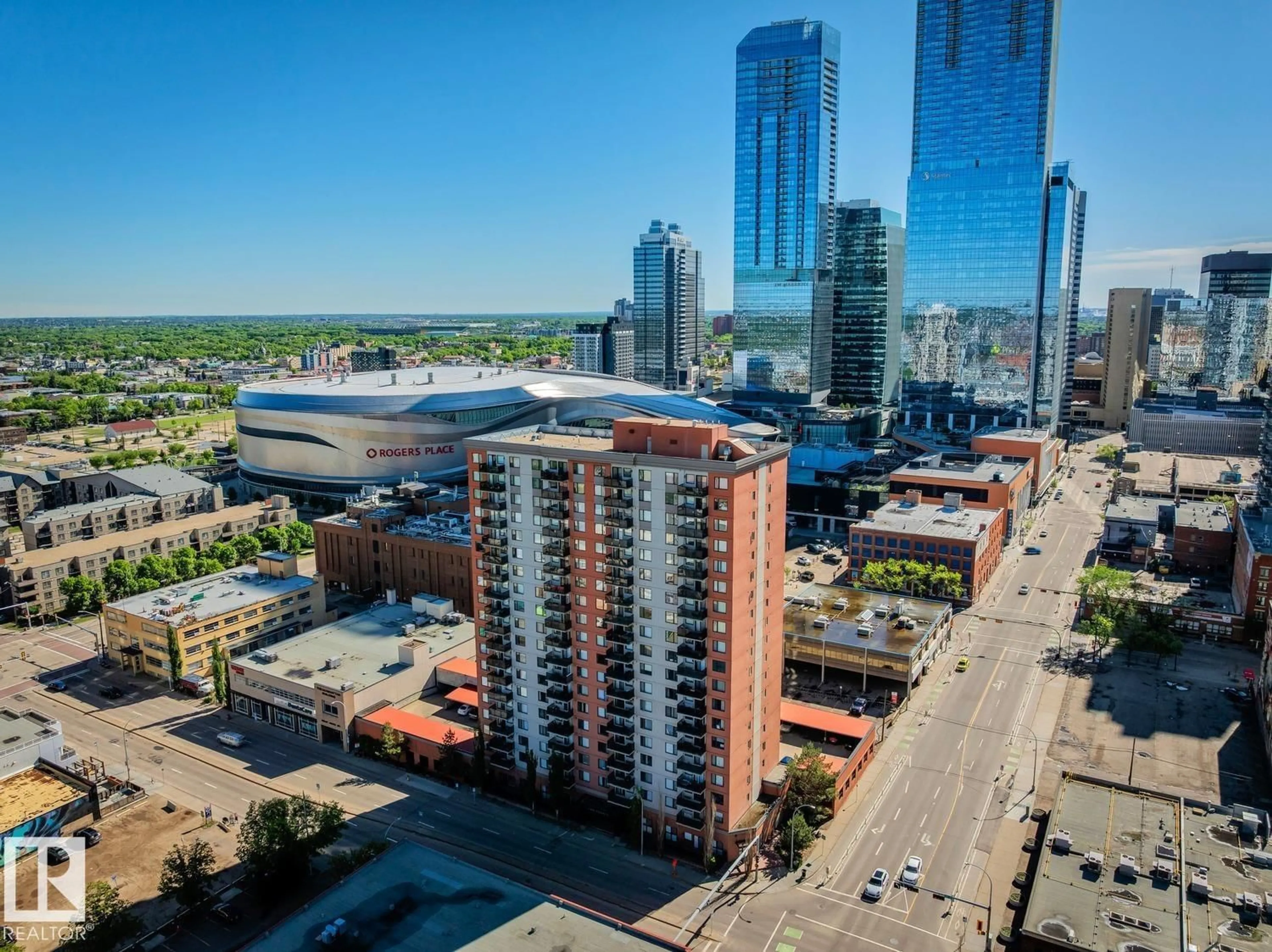 A pic from outside/outdoor area/front of a property/back of a property/a pic from drone, city buildings view from balcony for #402 - 10303 105 ST, Edmonton Alberta T5Y5G3