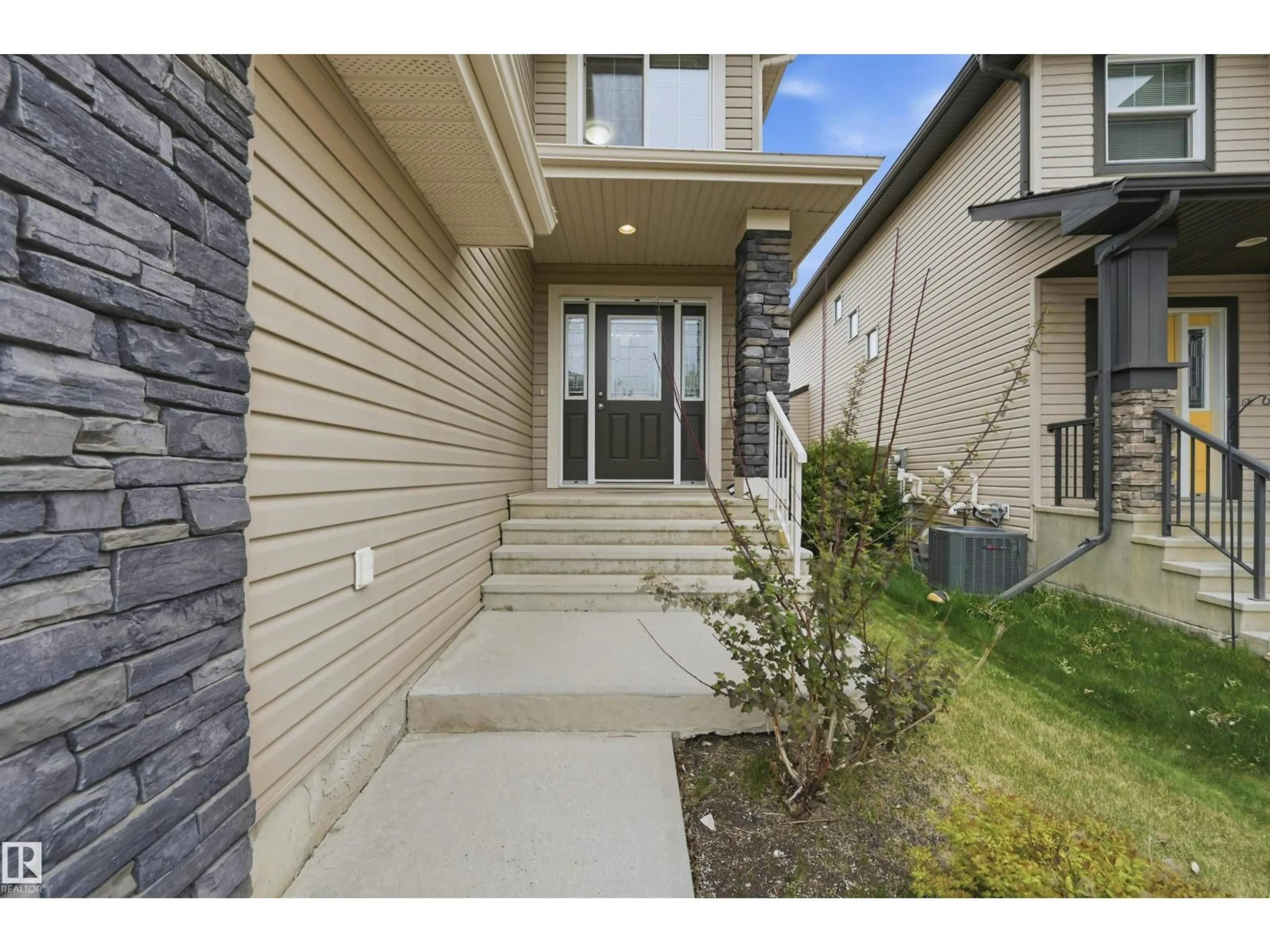 Unknown for 3528 CLAXTON CR, Edmonton Alberta T6W0Z6