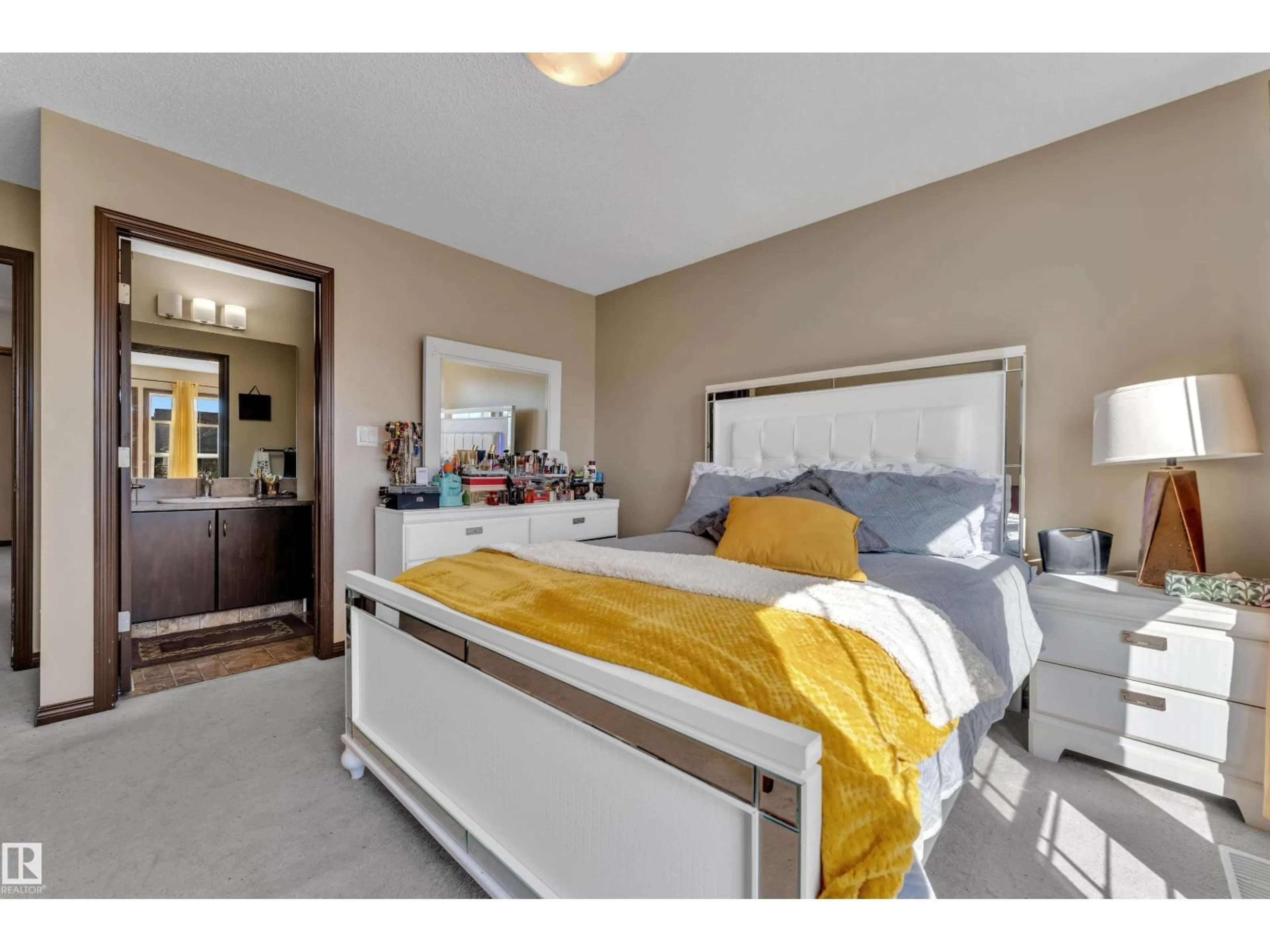 Bedroom with bed, unknown for LI NW - 621 MCDONOUGH LINK, Edmonton Alberta T5Y0M8