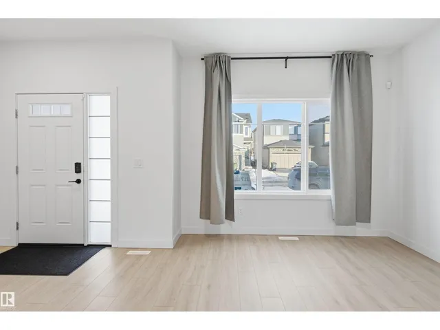 317 JUNIPER CV, Leduc 2