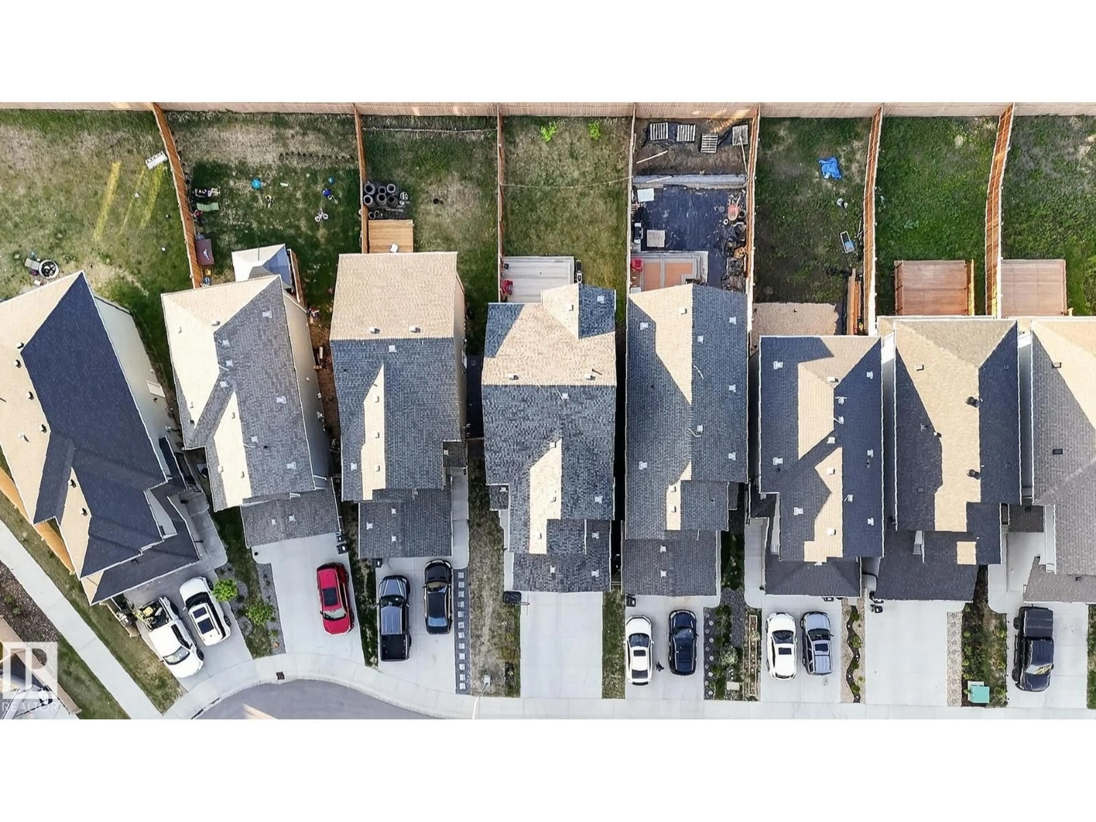 A pic from outside/outdoor area/front of a property/back of a property/a pic from drone, city buildings view from balcony for 22638 99A AV, Edmonton Alberta T5T7V1