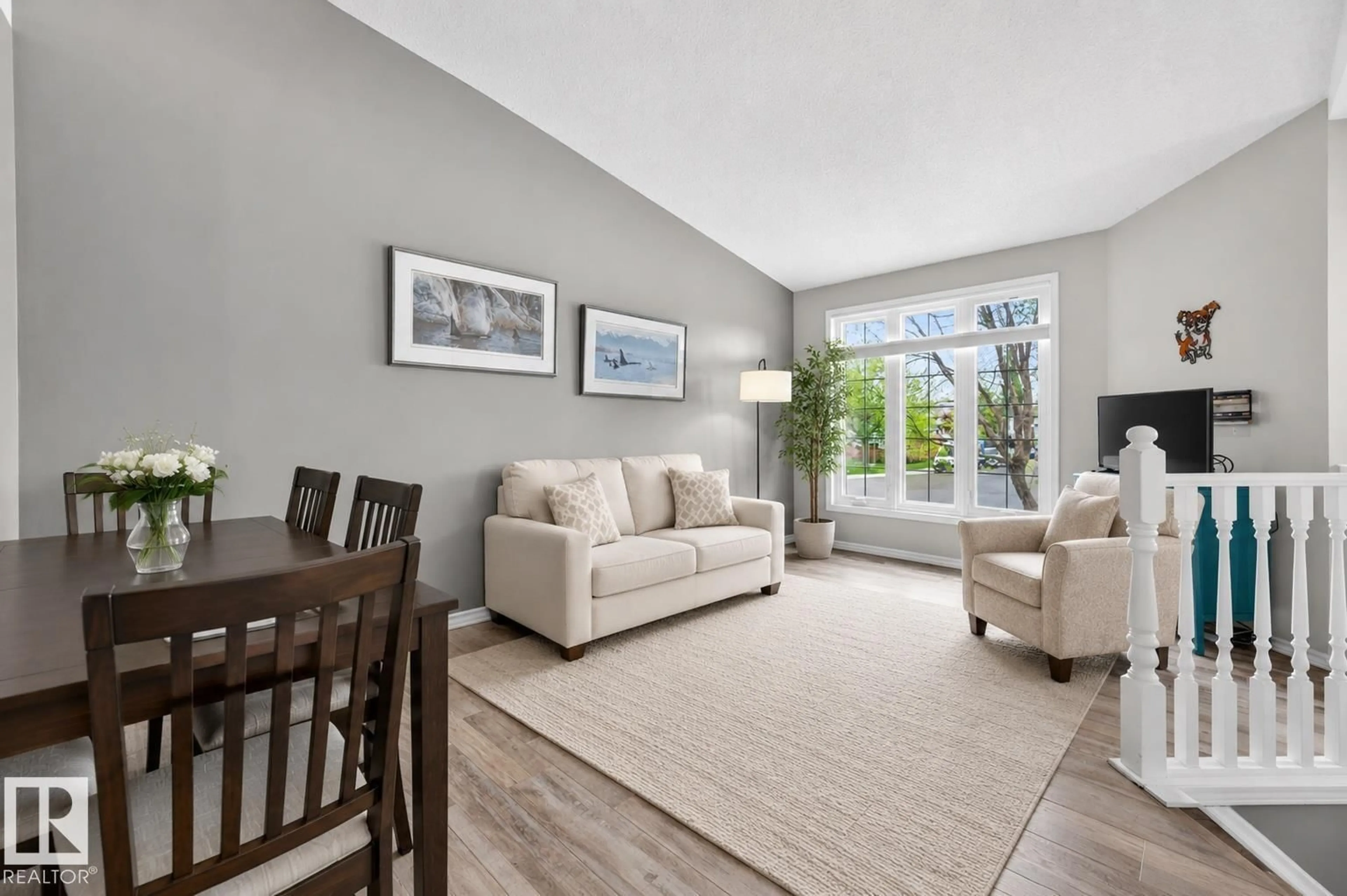 Living room with furniture, unknown for 22 DORIAN WY, Sherwood Park Alberta T8H1Y2