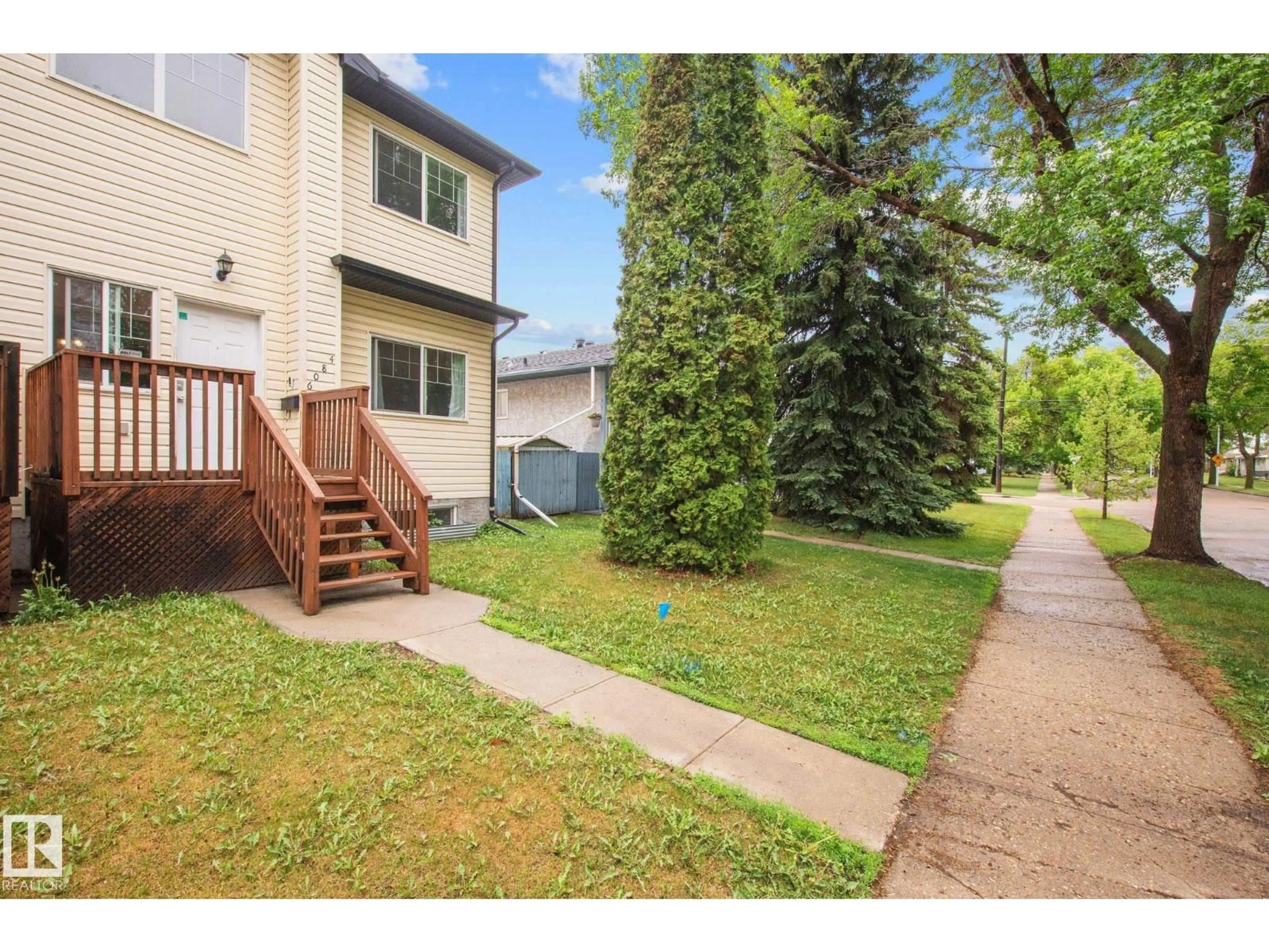 Patio, street for 4806 117 AVE, Edmonton Alberta T5W0Z1