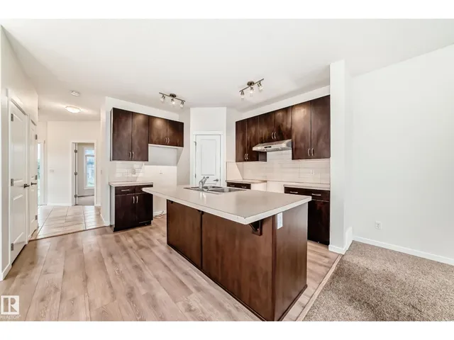 18103 77 ST, Edmonton 4