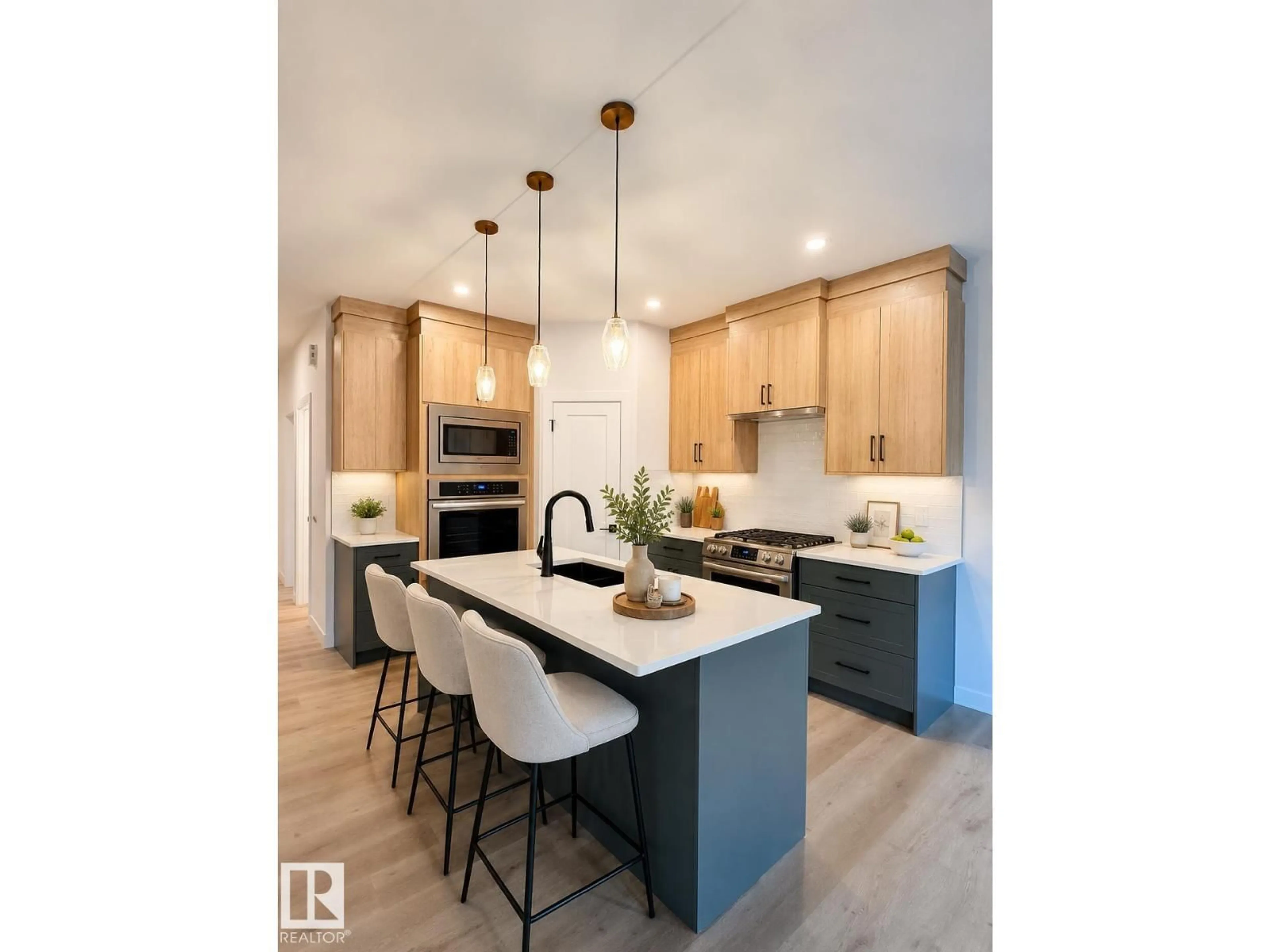 Contemporary kitchen, unknown for 3150 MAGPIE WY, Edmonton Alberta T5S0K8