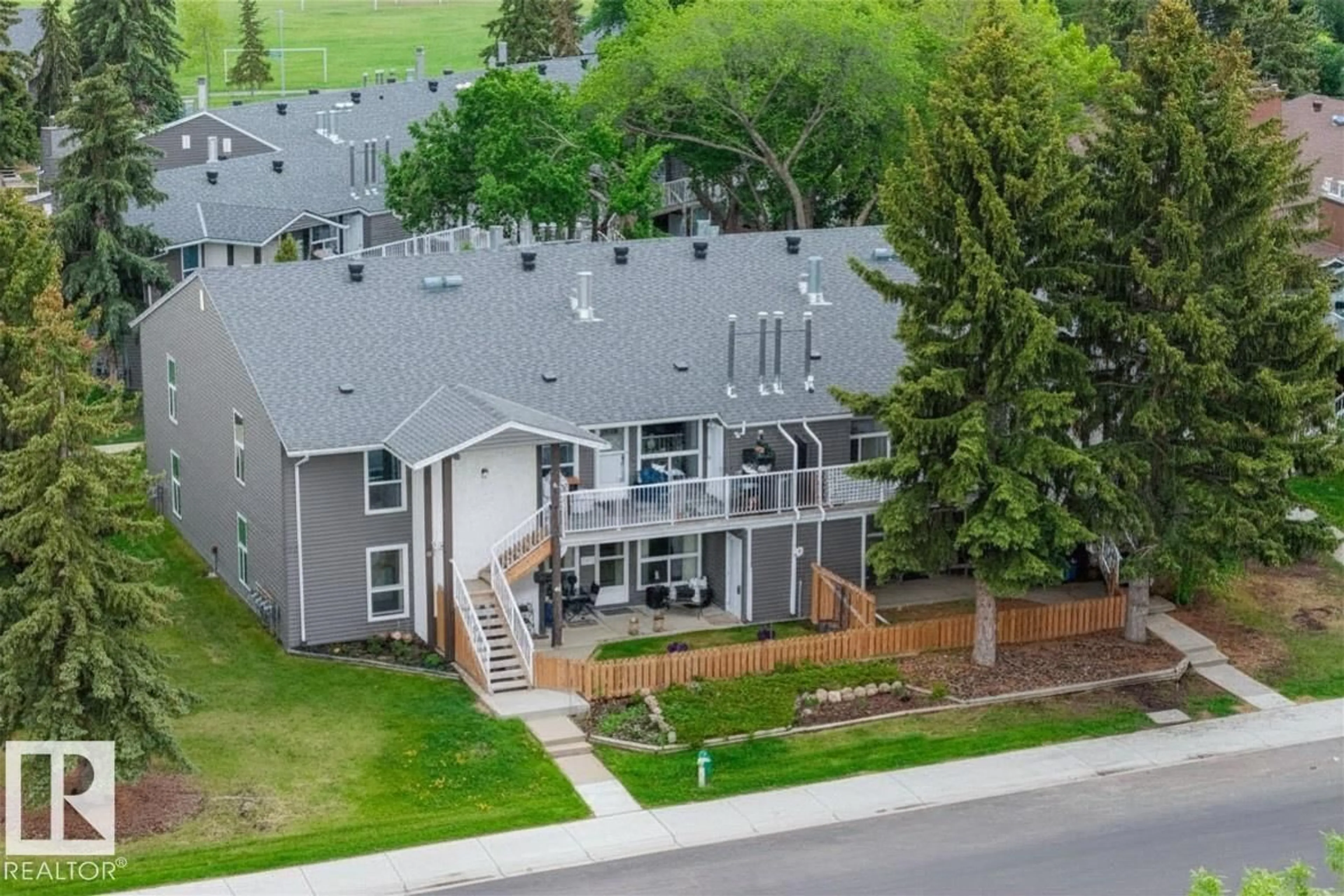 A pic from outside/outdoor area/front of a property/back of a property/a pic from drone, mountain view for 42 - 3111 142 AV NW, Edmonton Alberta T5Y2H6